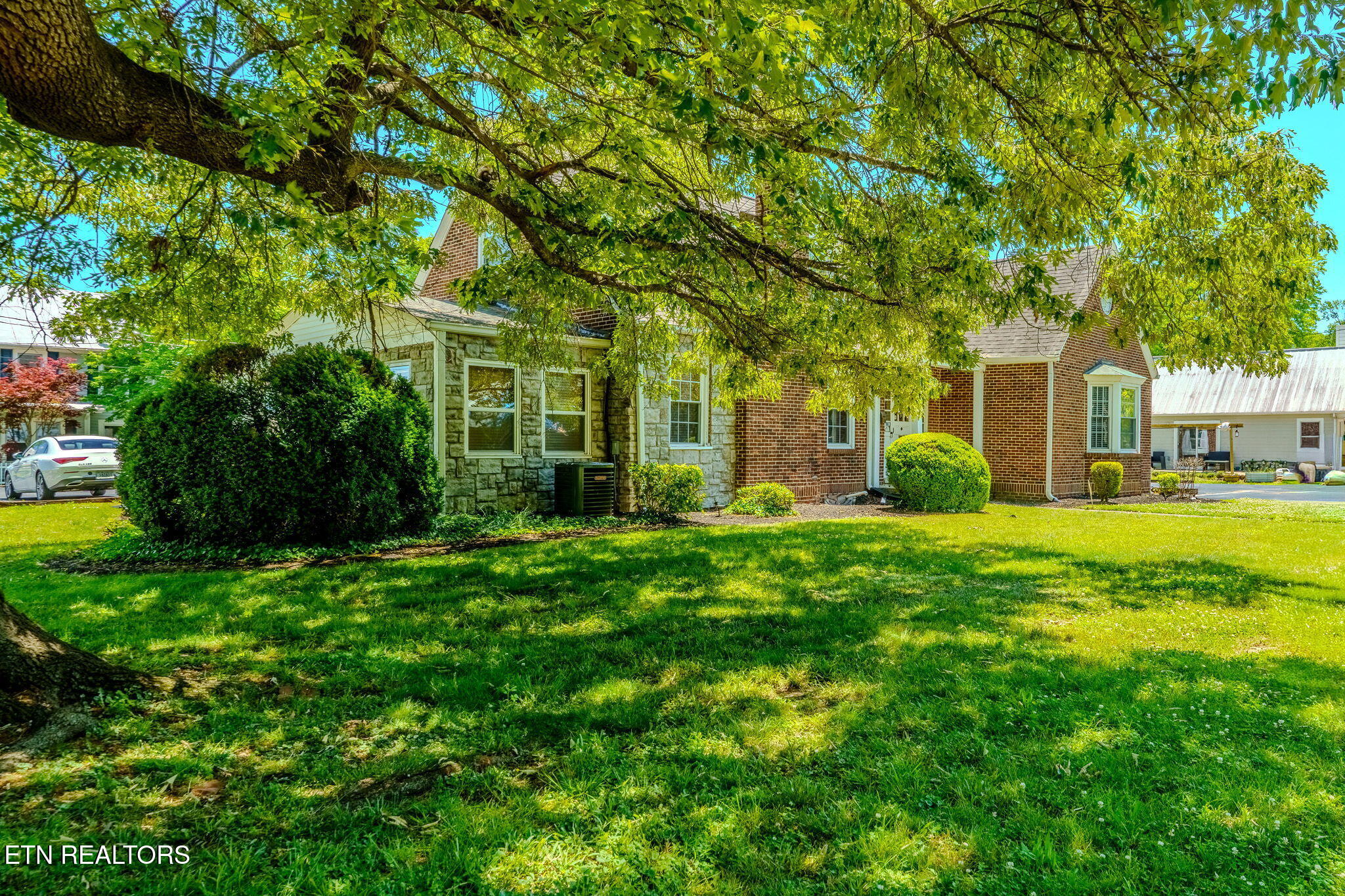 526 Belle Avenue Sevierville TN 37862