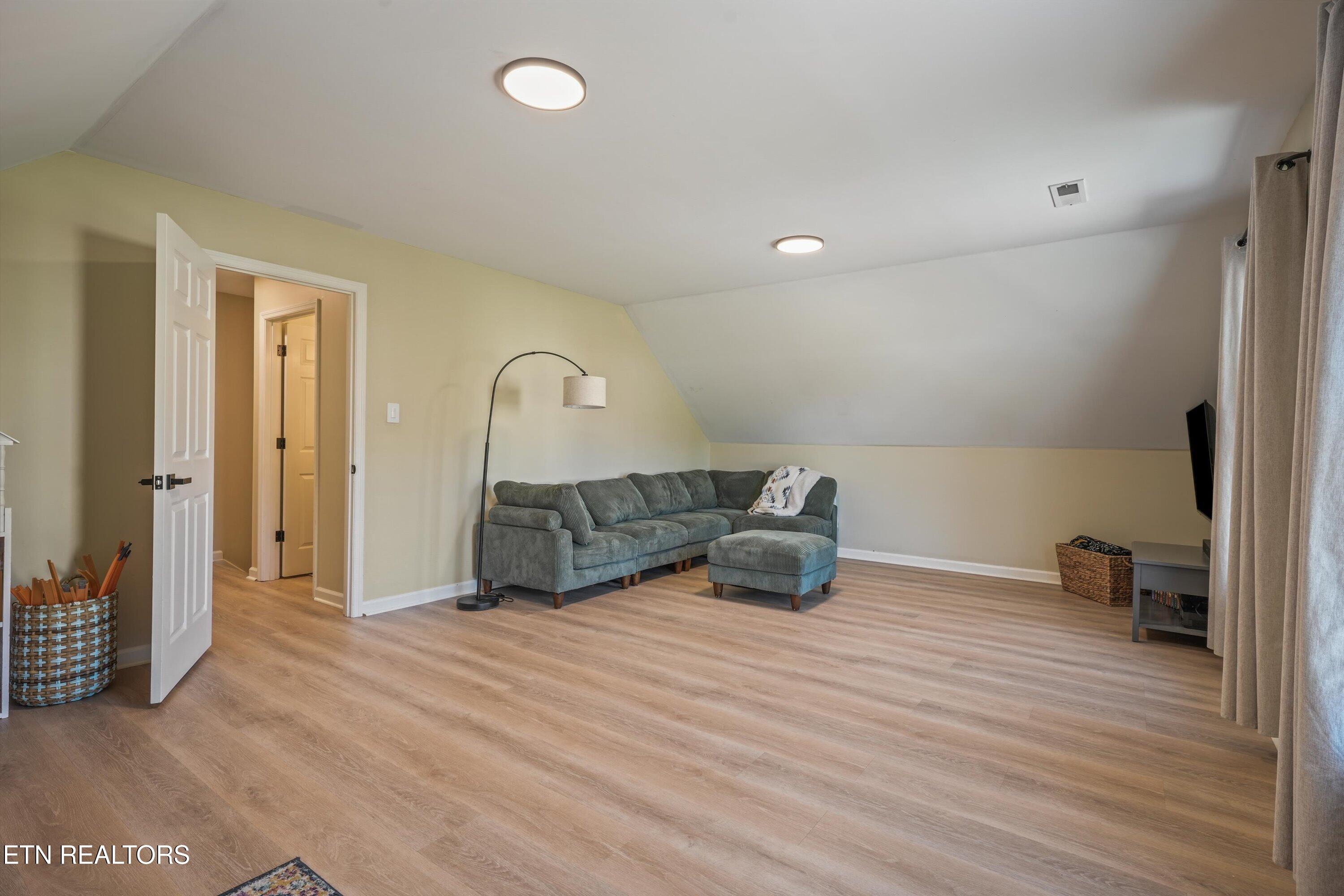 4905 Adelene Lane Knoxville TN 37918