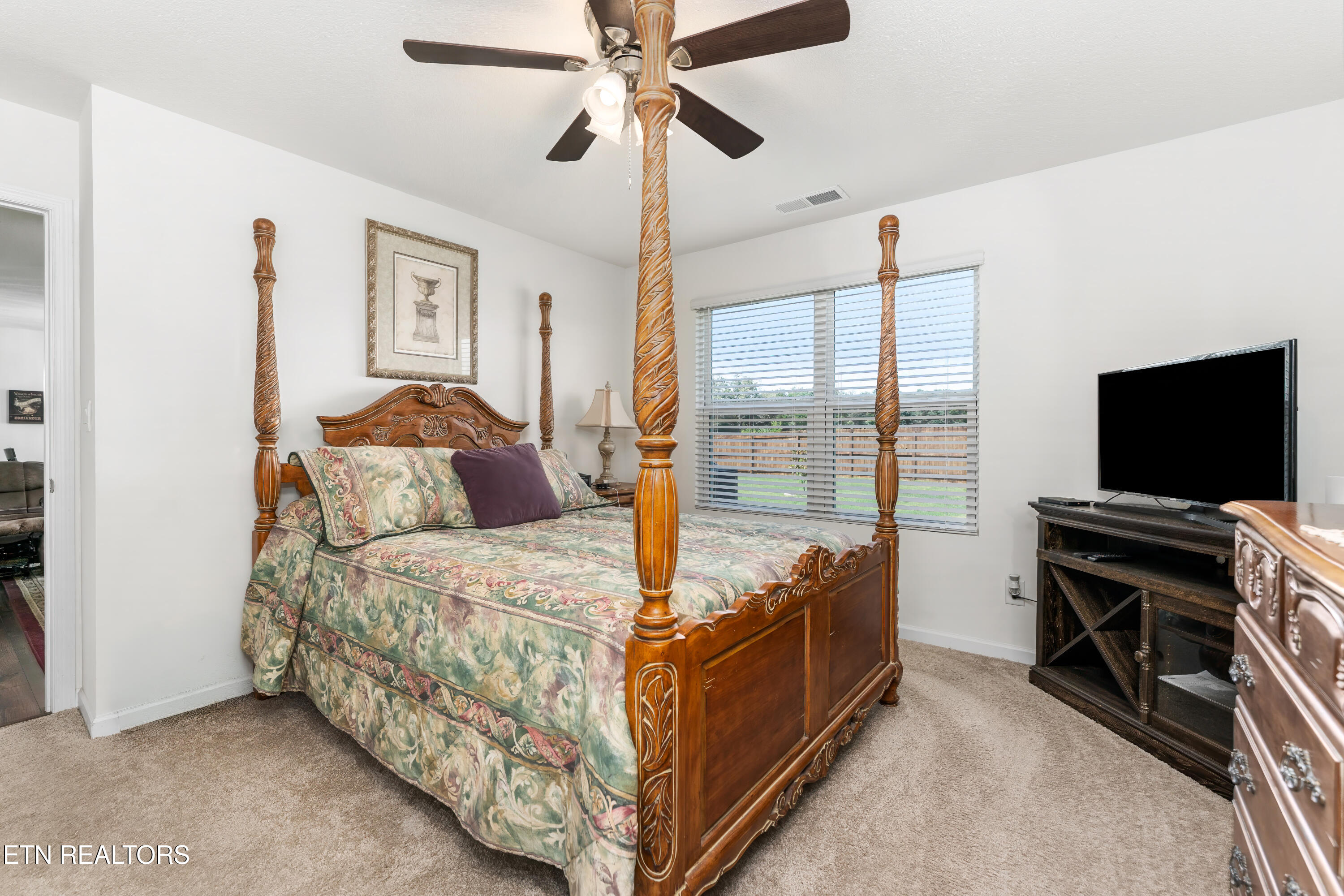 180 Crescent Circle Niota TN 37826