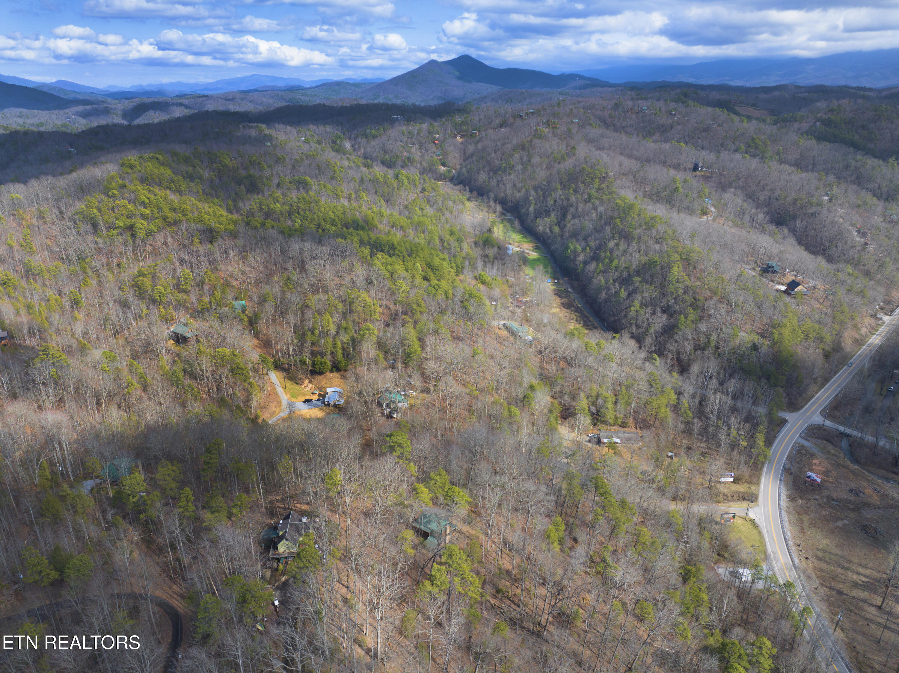 1923 Bales Way Sevierville TN 37876