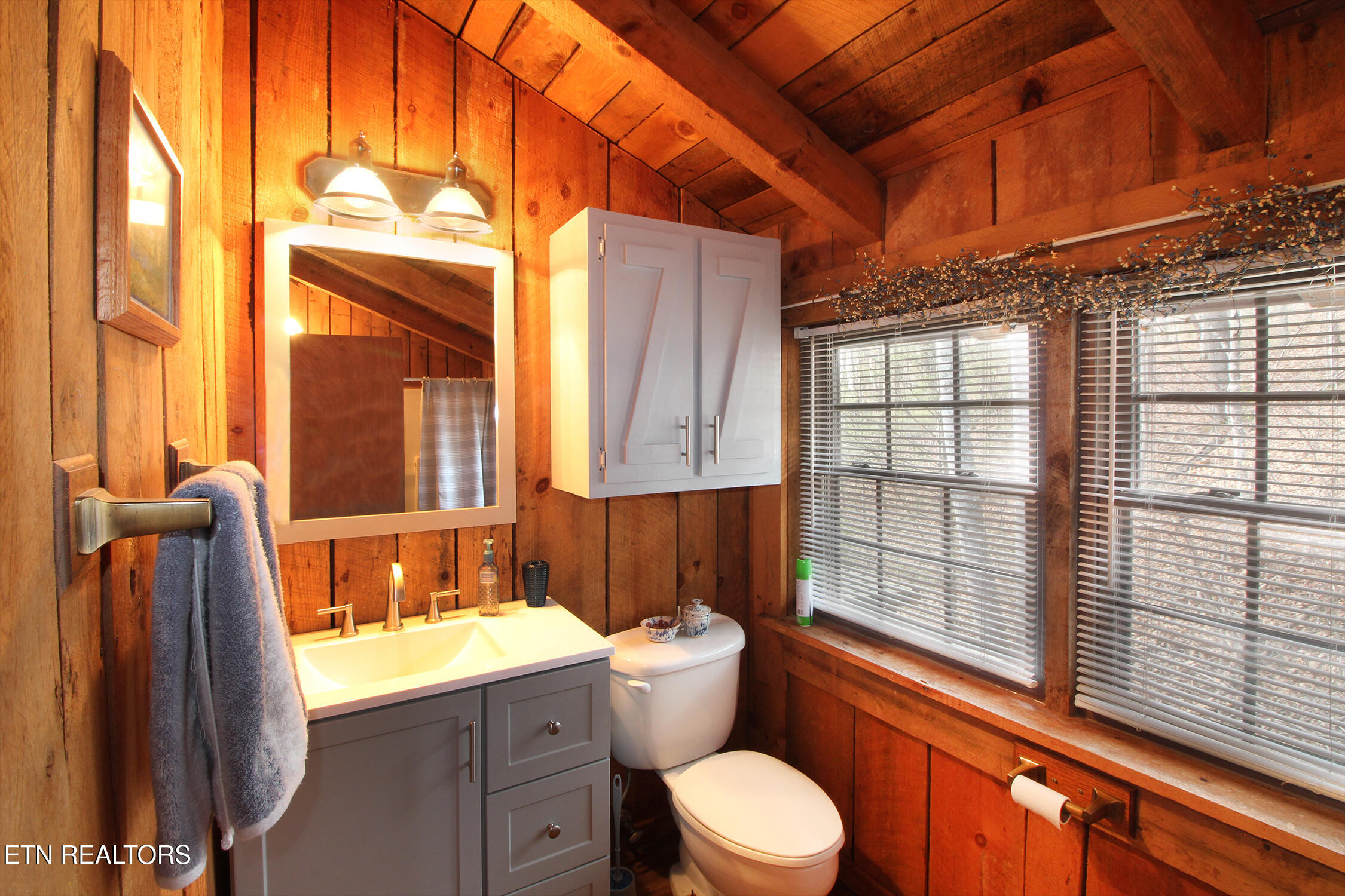 1923 Bales Way Sevierville TN 37876