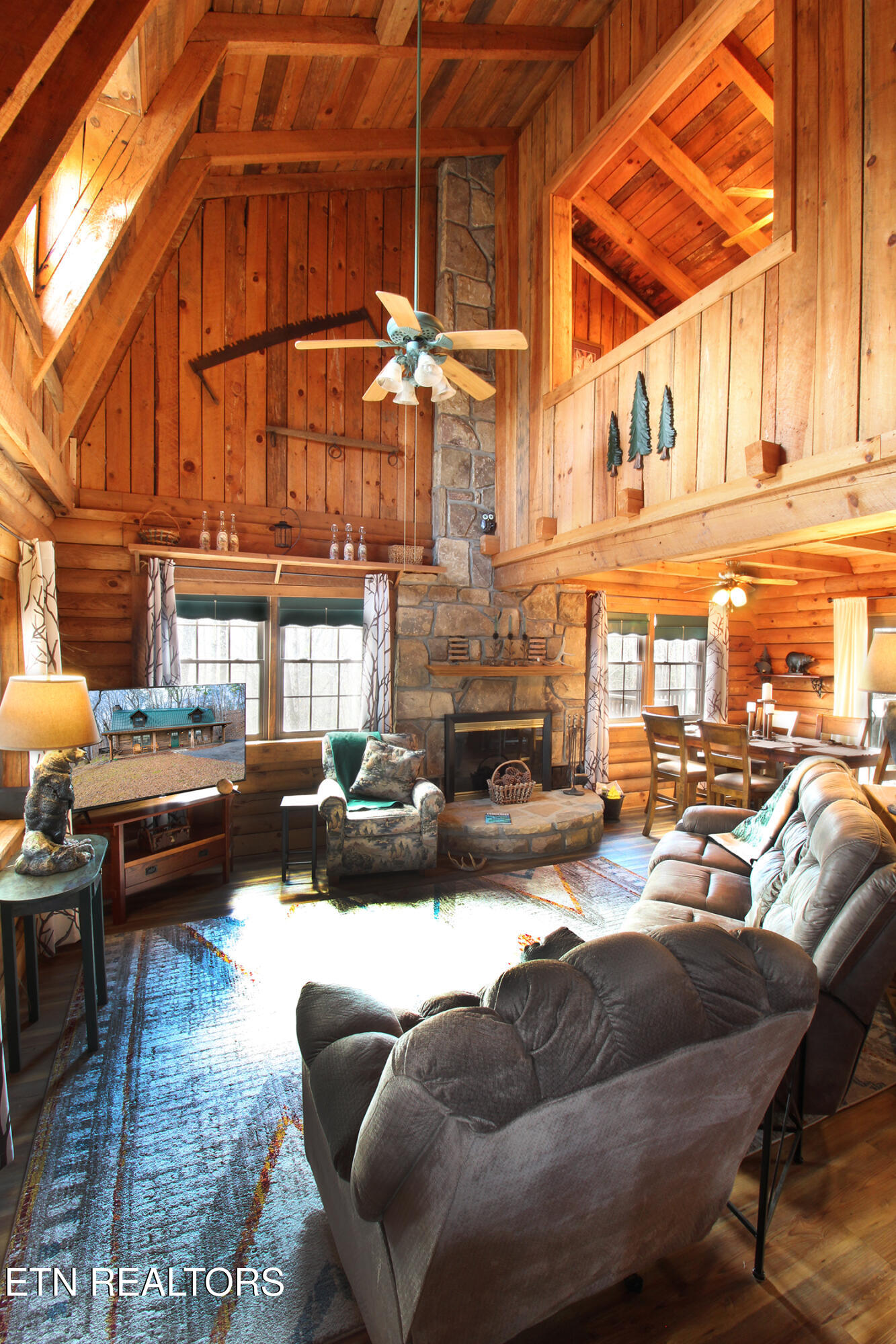 1923 Bales Way Sevierville TN 37876