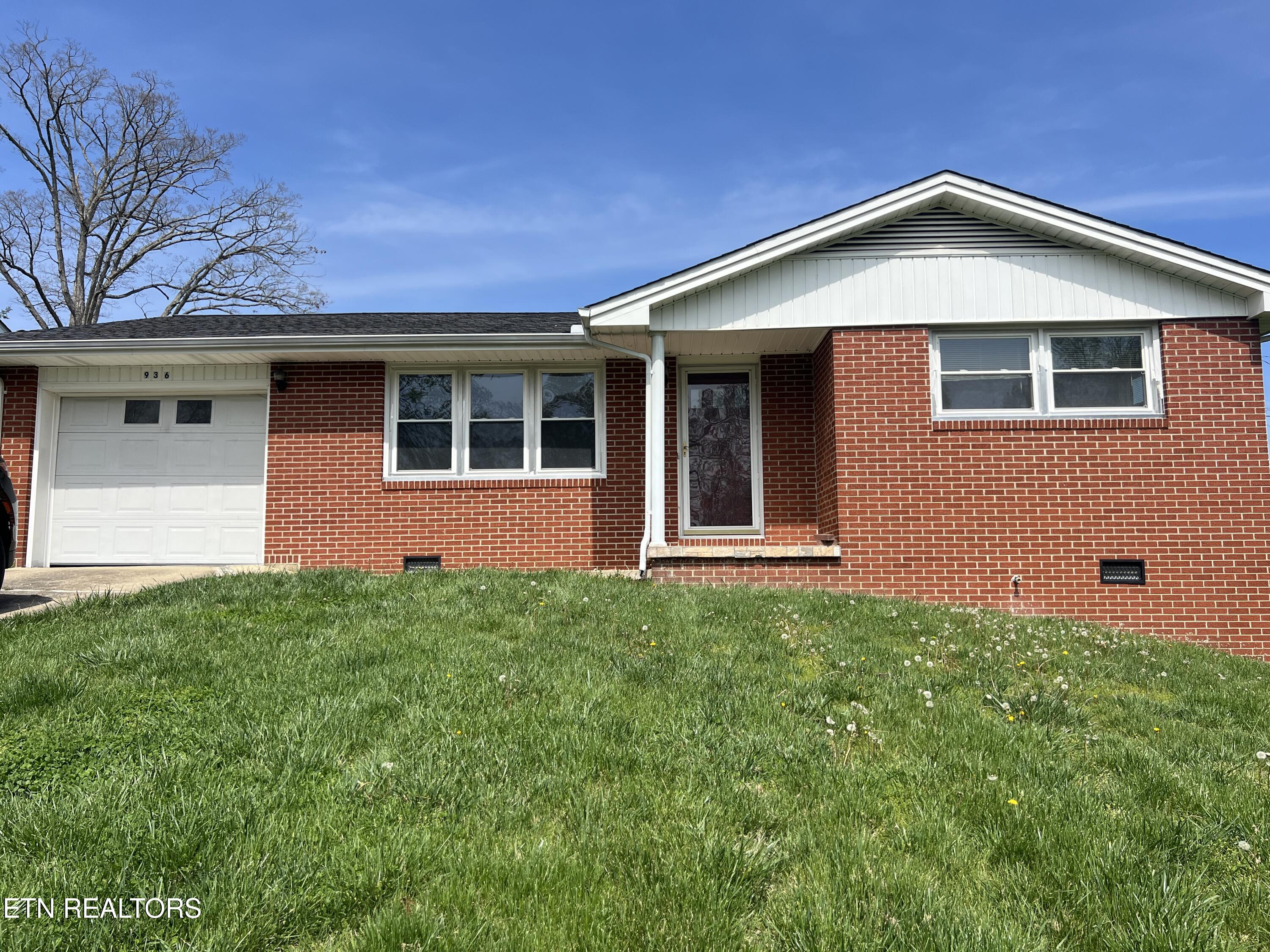 936 Delrose Drive Kingsport TN 37660