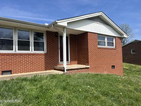 936 Delrose Drive Kingsport TN 37660
