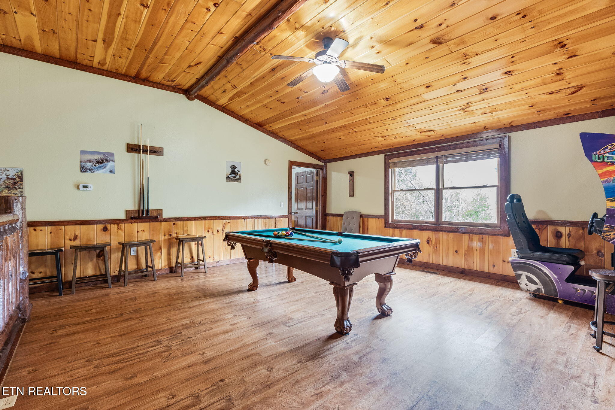 203 Amet Way Cosby TN 37722