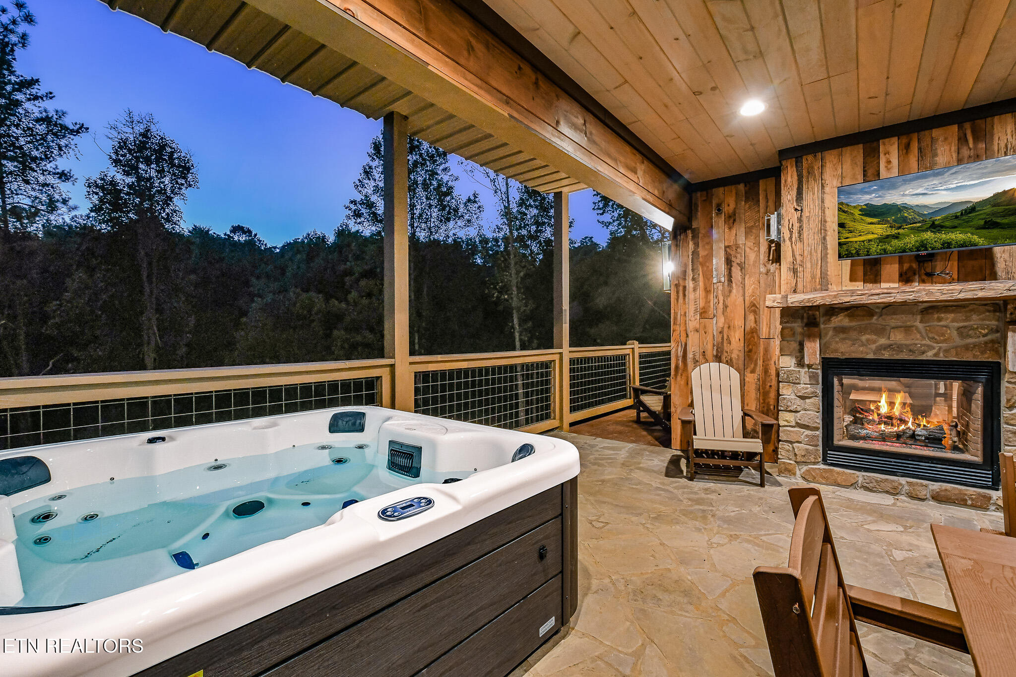 2733 Dogwood Loop Drive Sevierville TN 37876