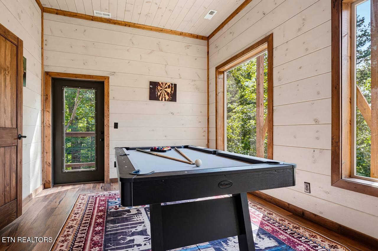 2733 Dogwood Loop Drive Sevierville TN 37876
