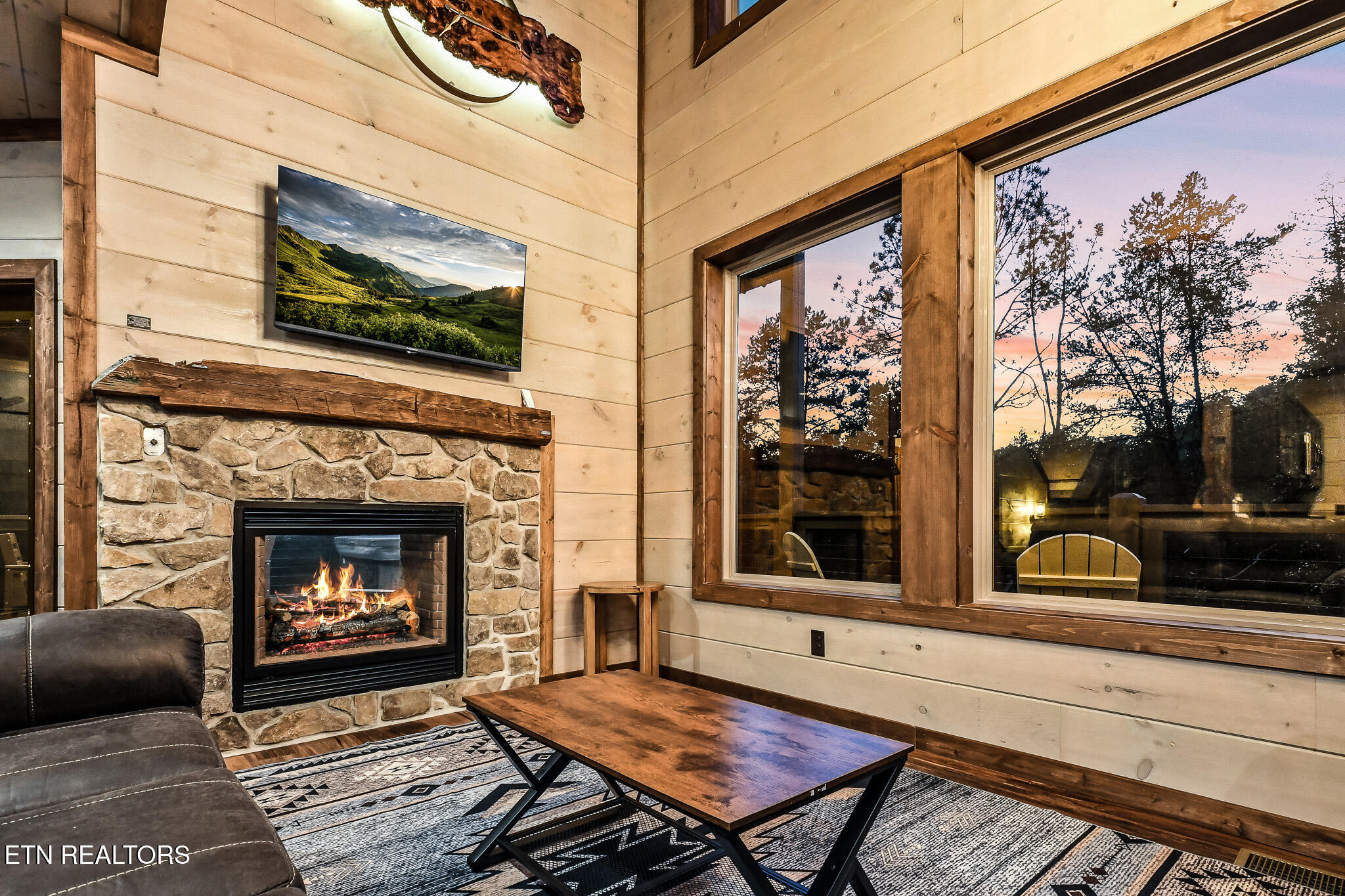 2733 Dogwood Loop Drive Sevierville TN 37876