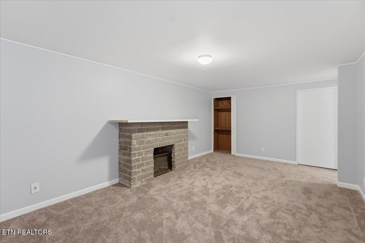 3100 NW Sycamore View Court Knoxville TN 37921