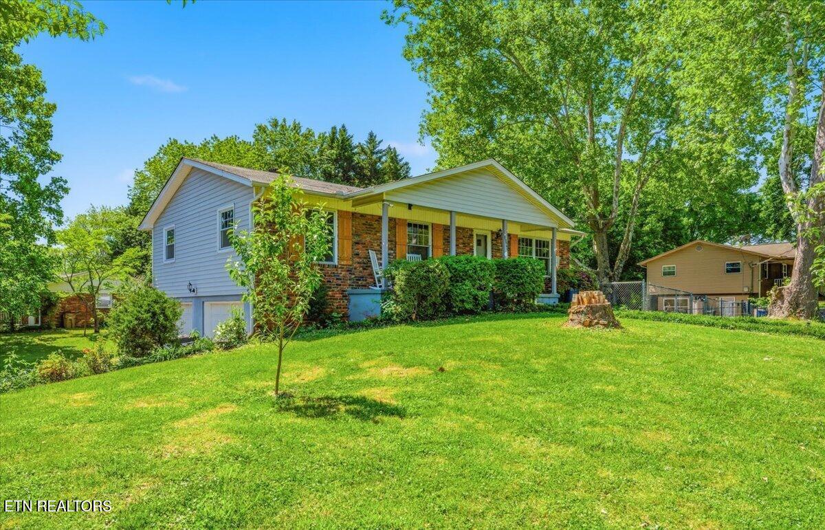 3100 NW Sycamore View Court Knoxville TN 37921