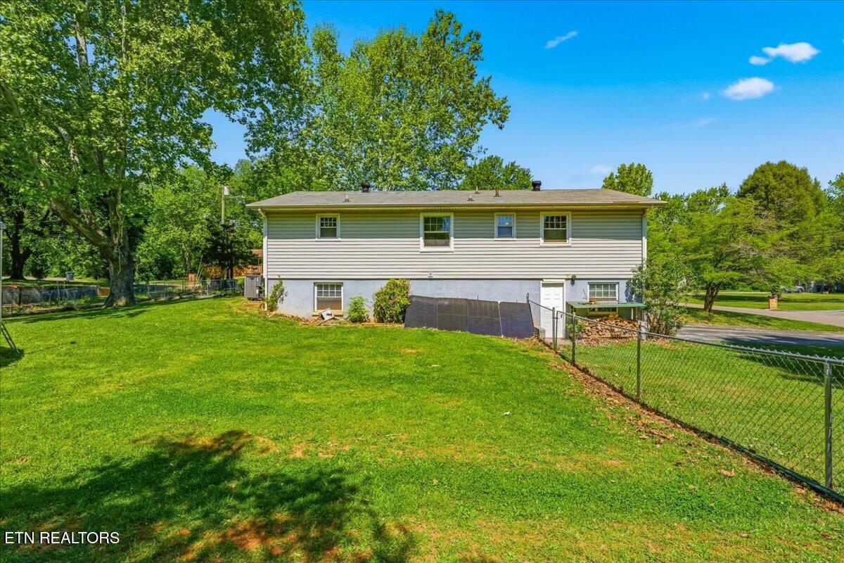 3100 NW Sycamore View Court Knoxville TN 37921