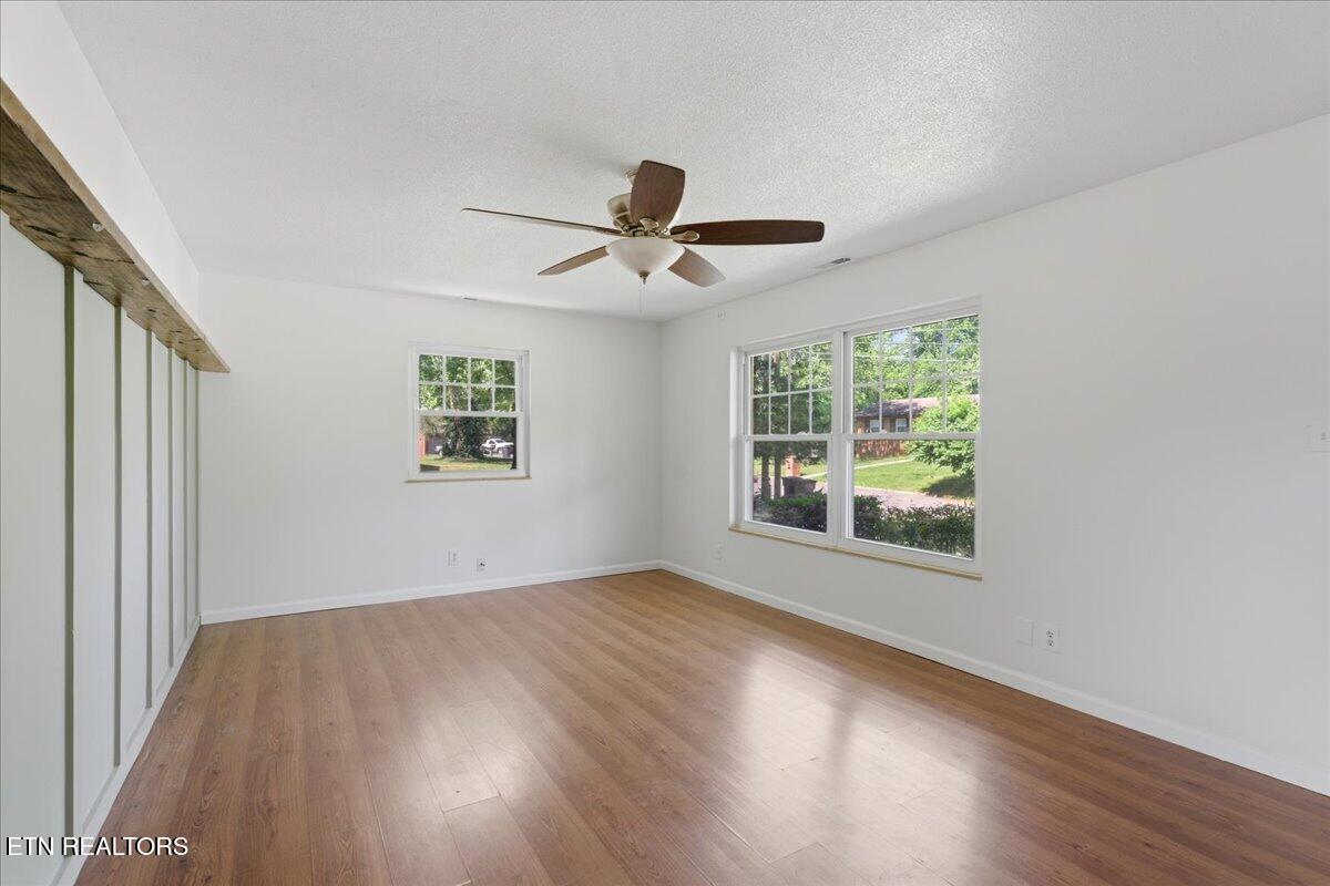 3100 NW Sycamore View Court Knoxville TN 37921