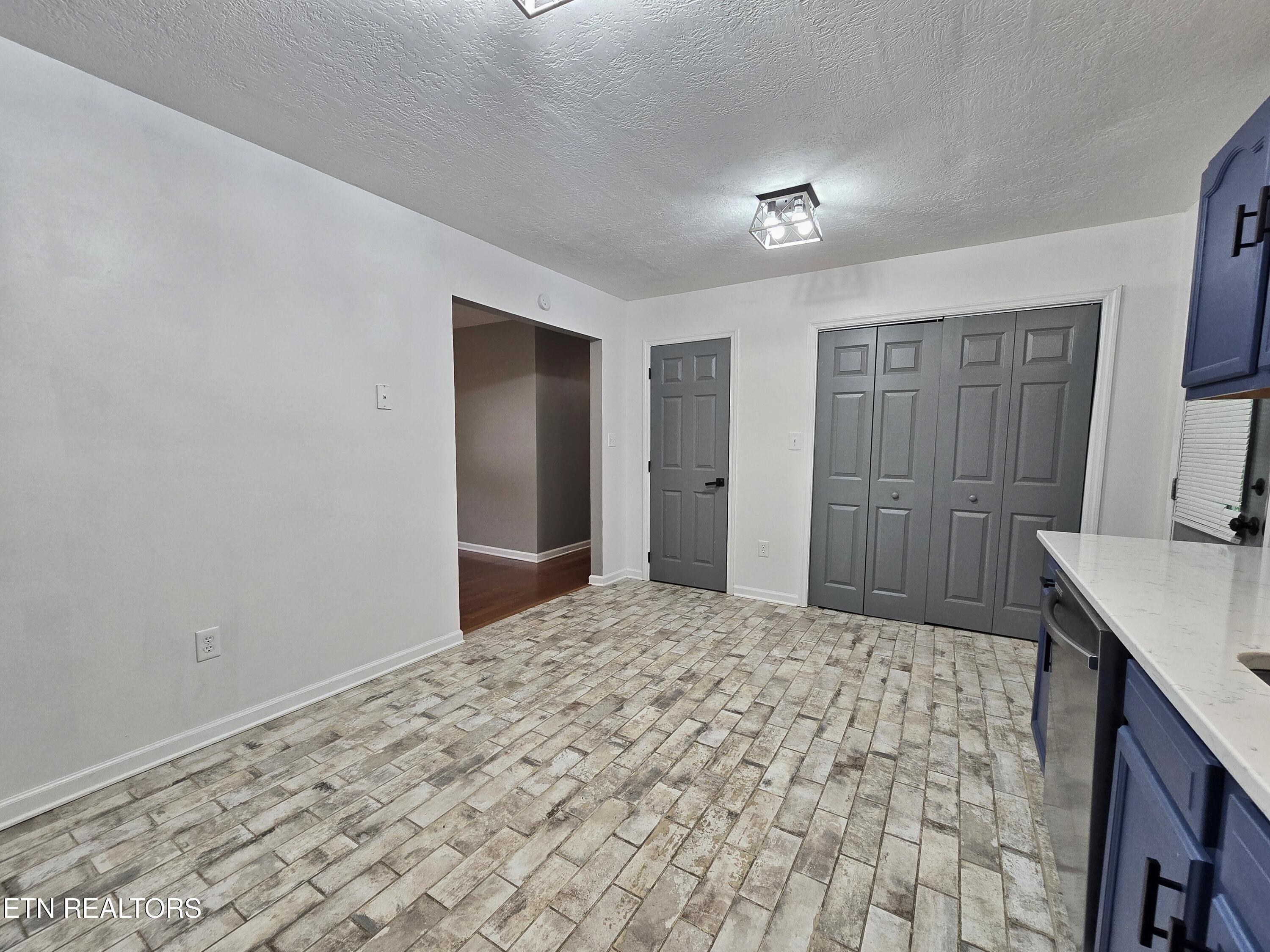 516 N 11th Street Lafollette TN 37766