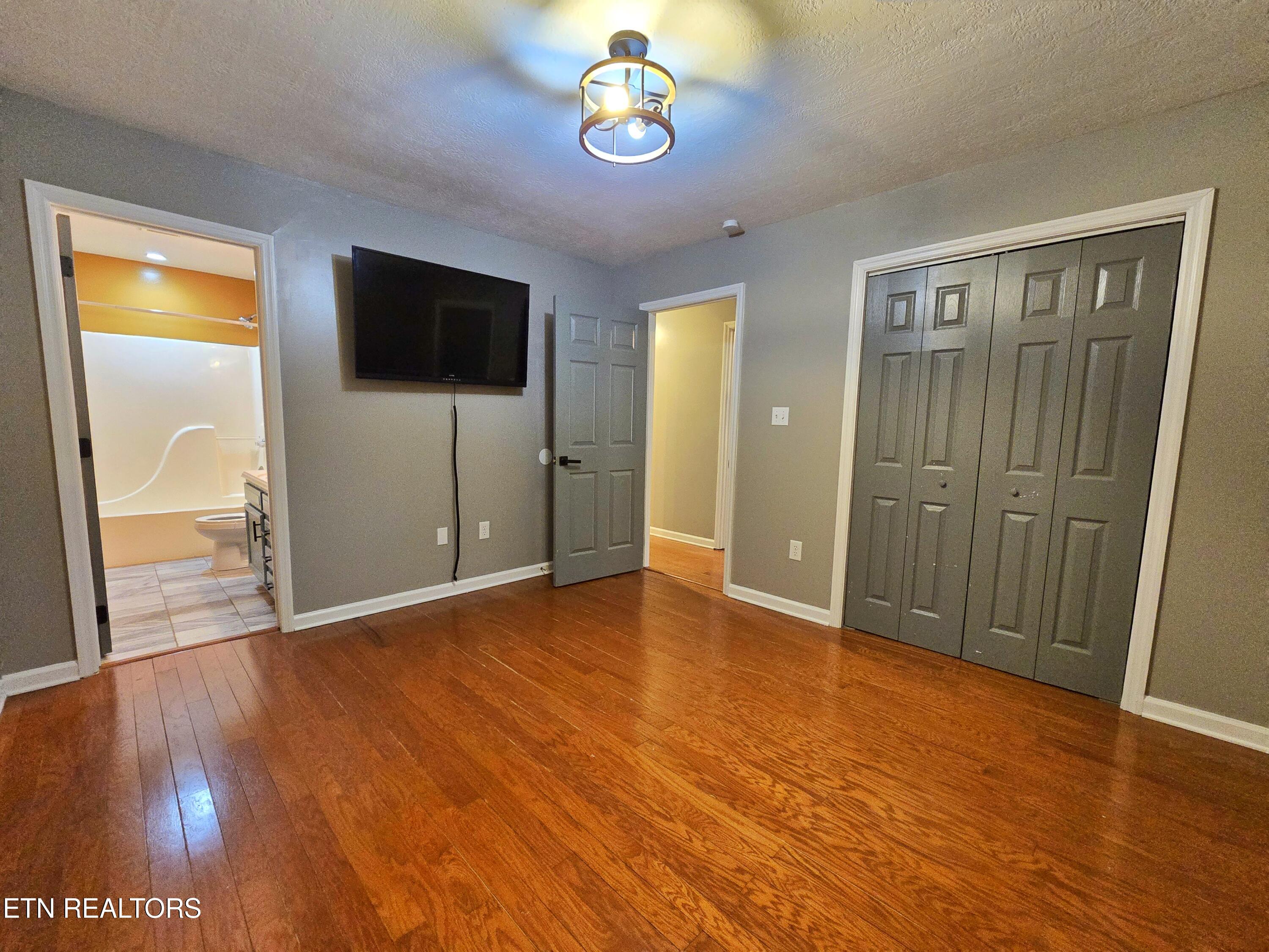 516 N 11th Street Lafollette TN 37766