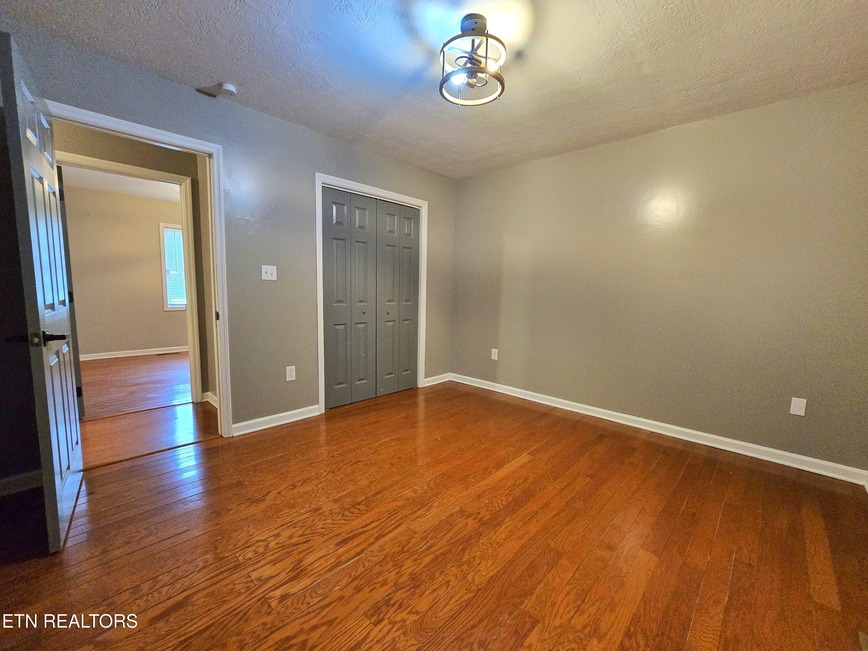 516 N 11th Street Lafollette TN 37766