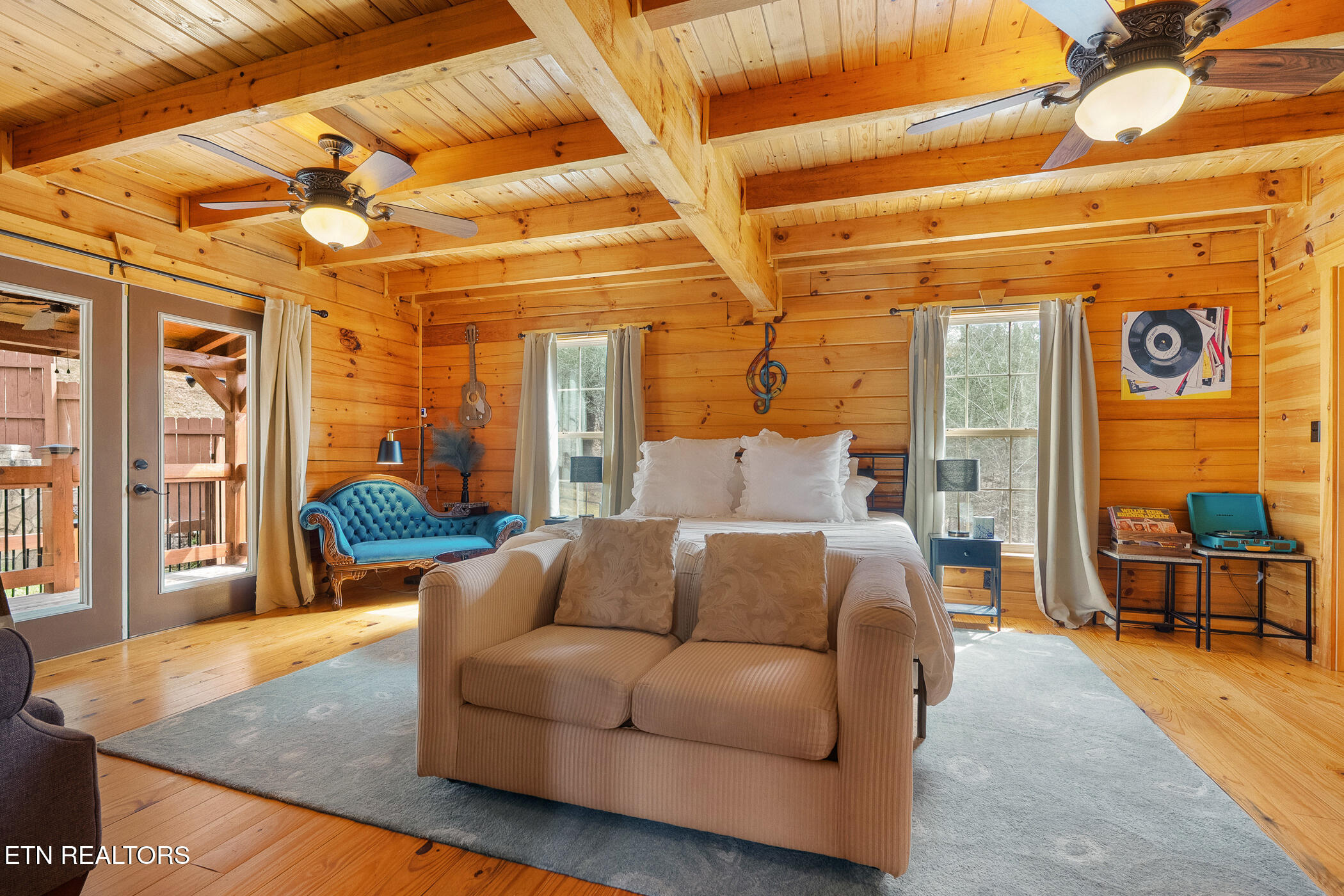 1238 Mossy Cove Way Sevierville TN 37876