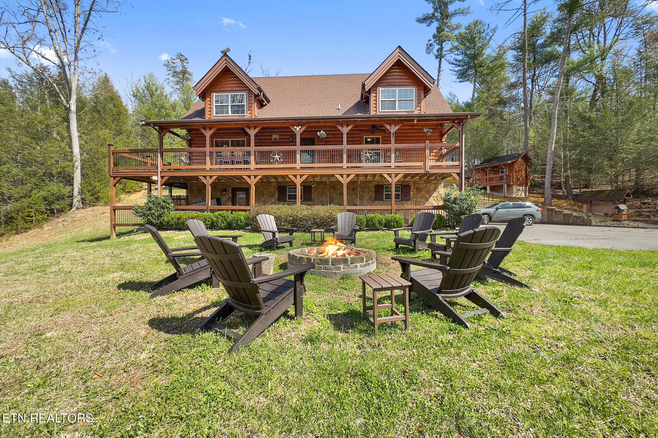 1238 Mossy Cove Way Sevierville TN 37876
