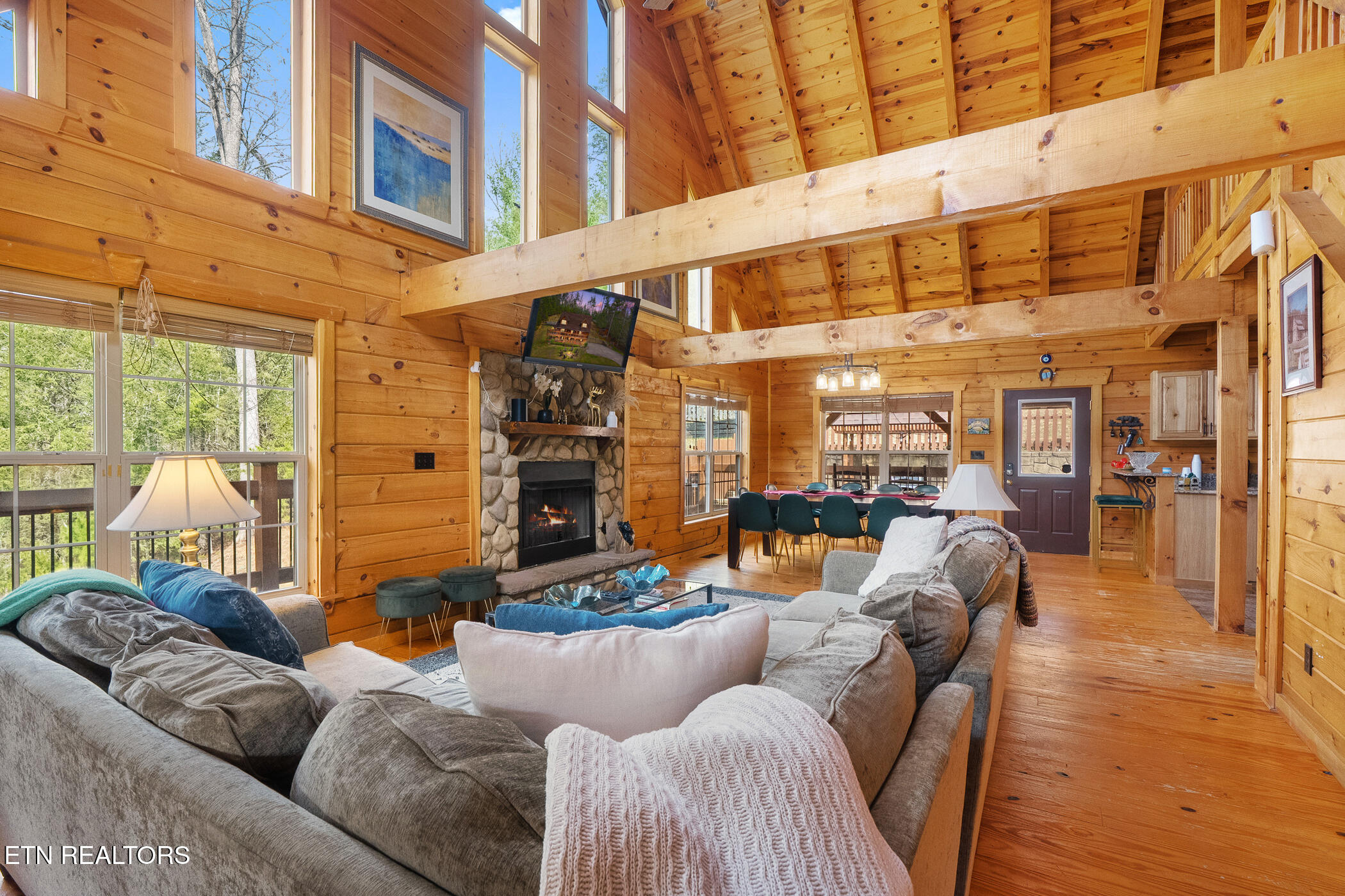 1238 Mossy Cove Way Sevierville TN 37876