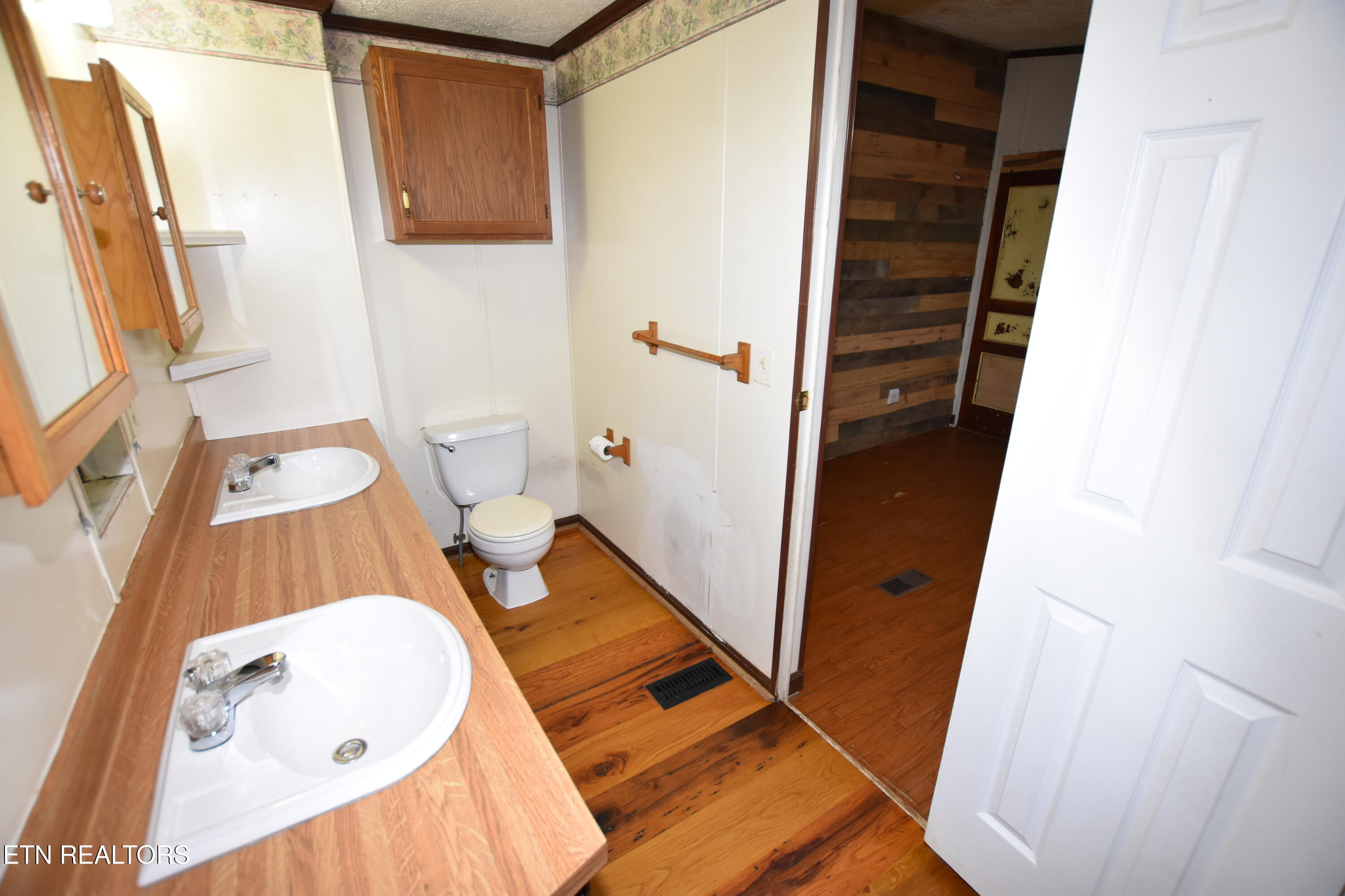 213 Mountain Side Lane Rocky Top TN 37769