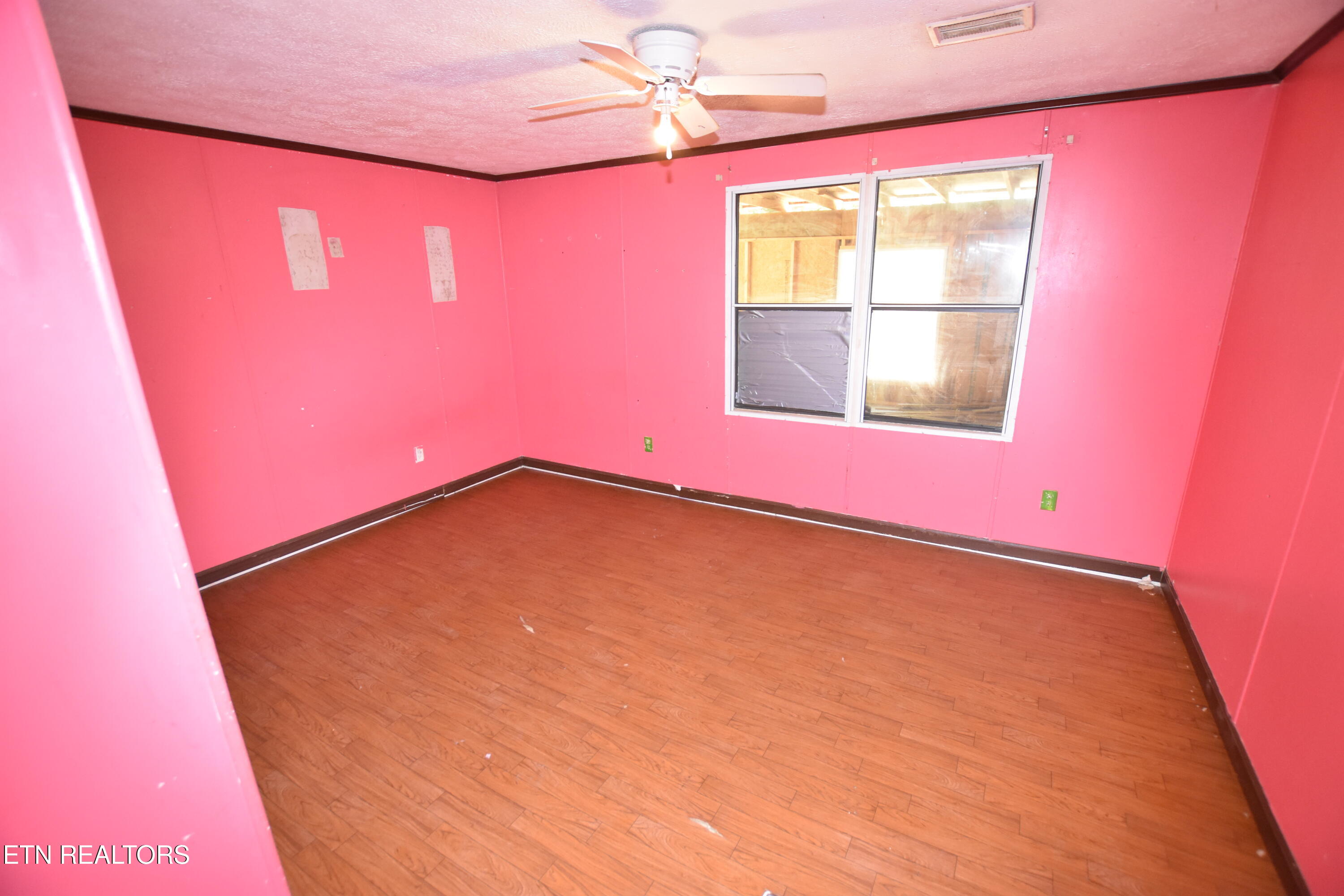 213 Mountain Side Lane Rocky Top TN 37769