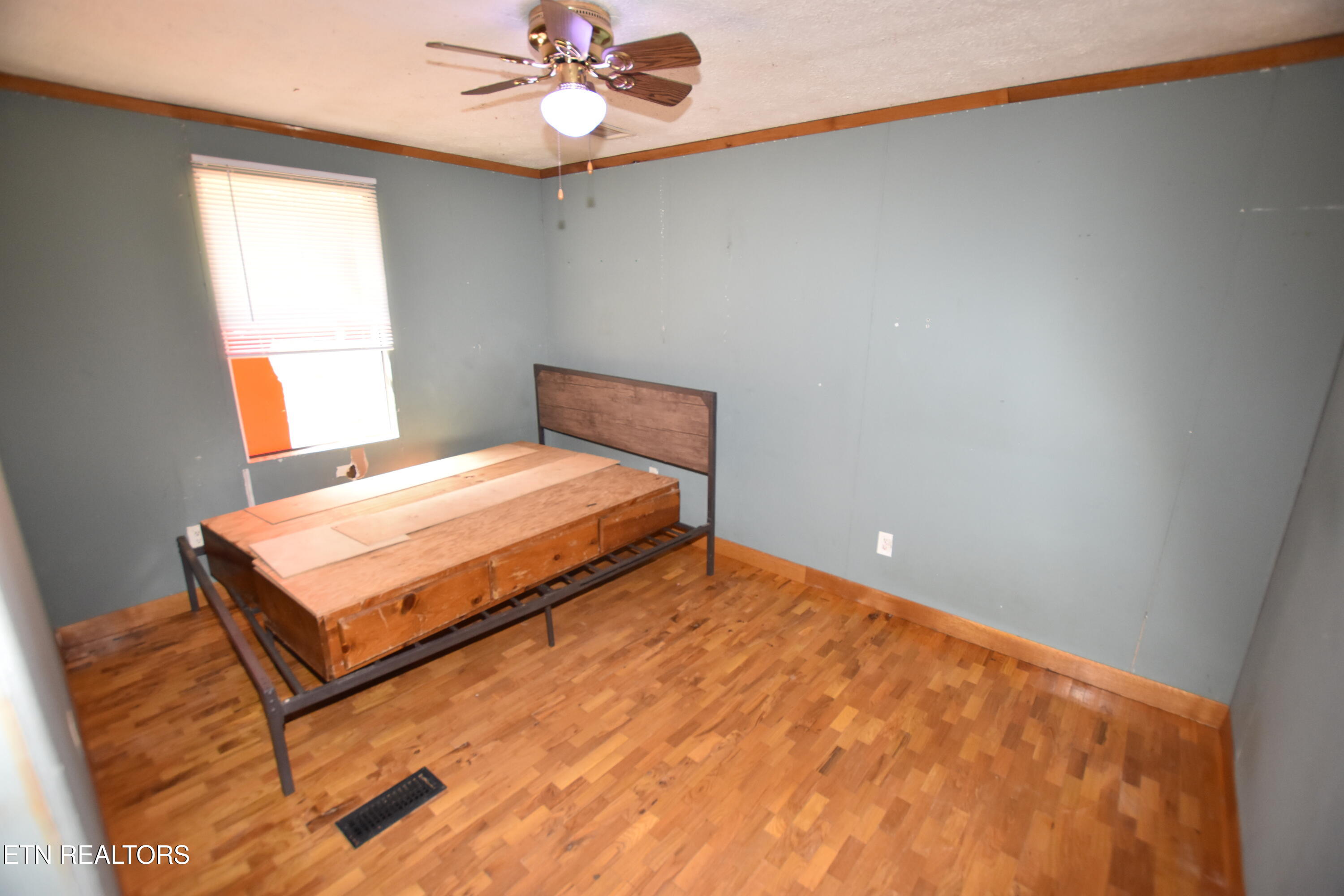 213 Mountain Side Lane Rocky Top TN 37769