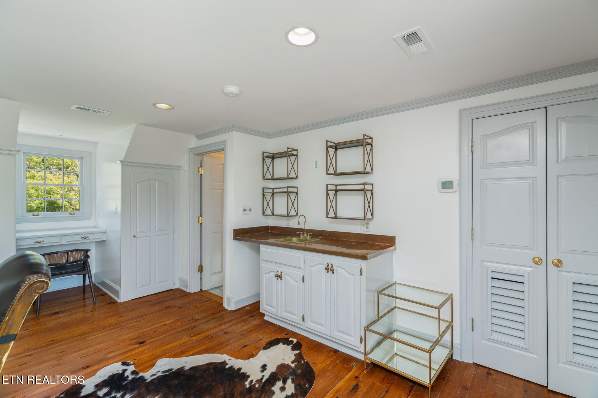 2216 Cherokee Boulevard Knoxville TN 37919