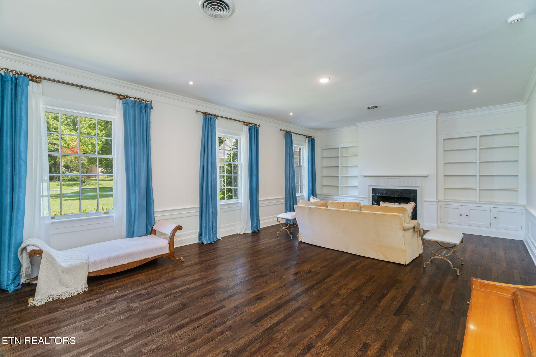 2216 Cherokee Boulevard Knoxville TN 37919