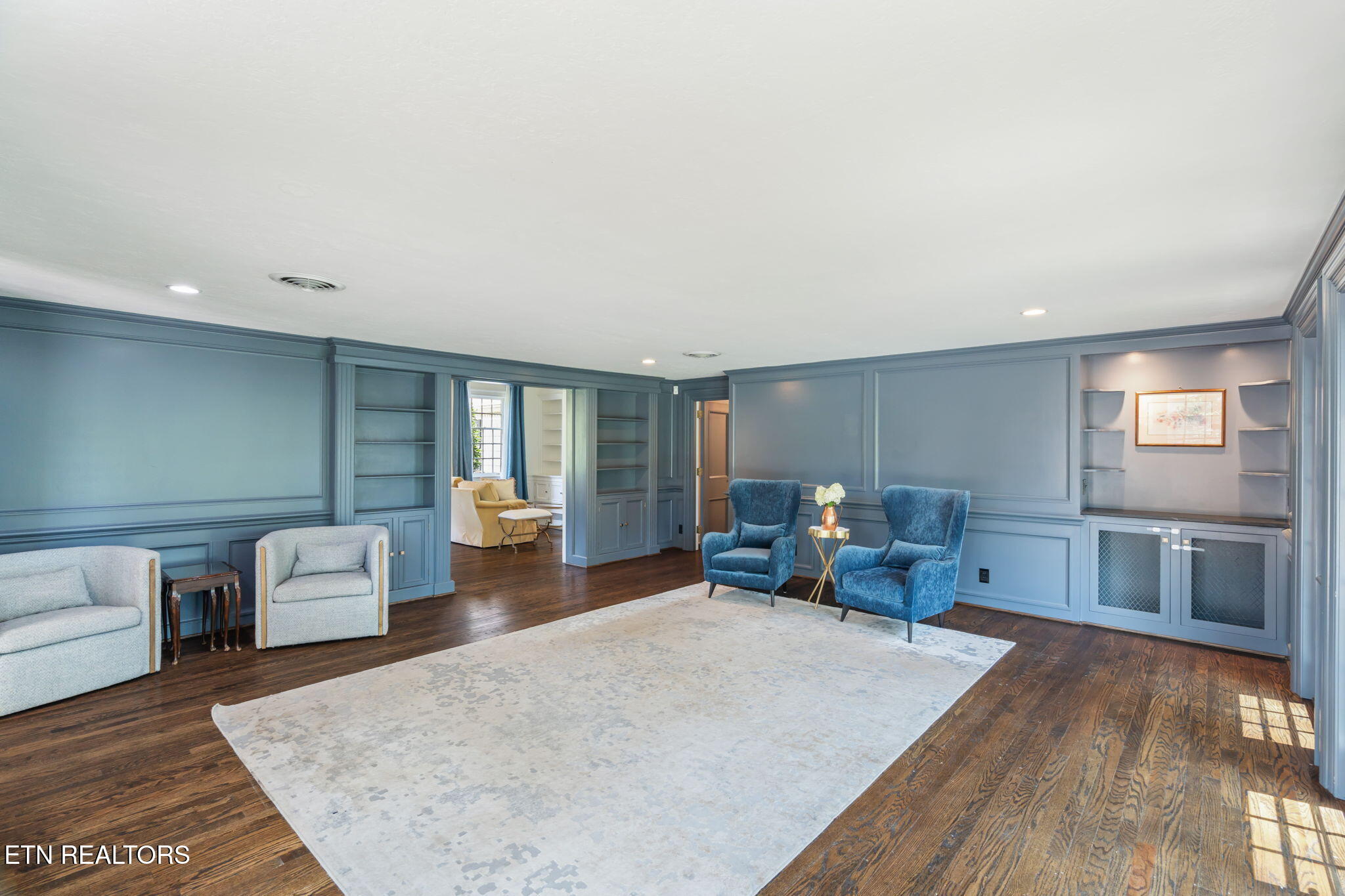 2216 Cherokee Boulevard Knoxville TN 37919