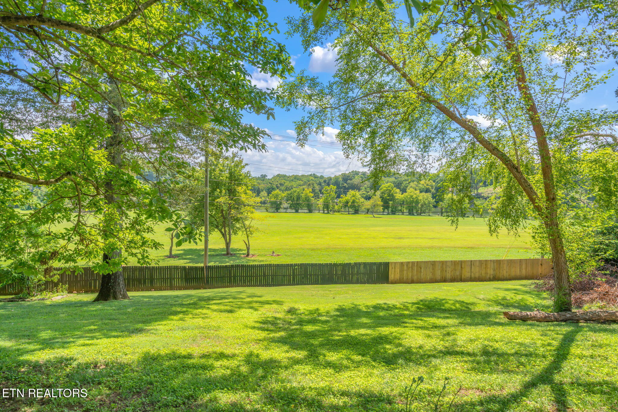 2216 Cherokee Boulevard Knoxville TN 37919