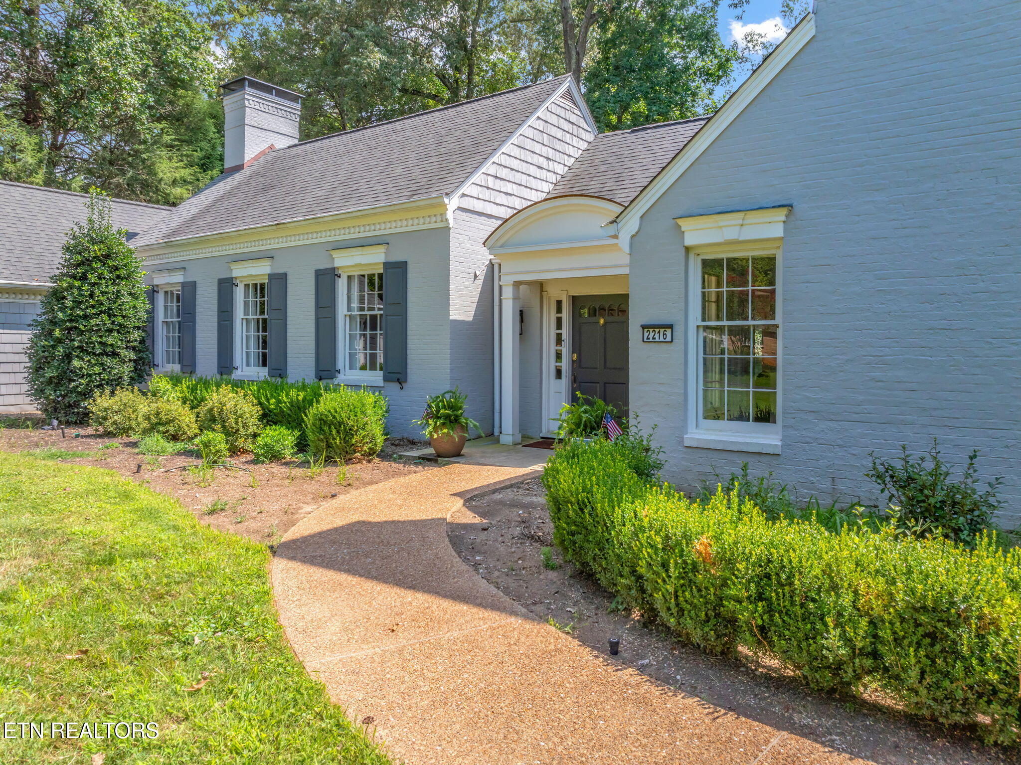 2216 Cherokee Boulevard Knoxville TN 37919