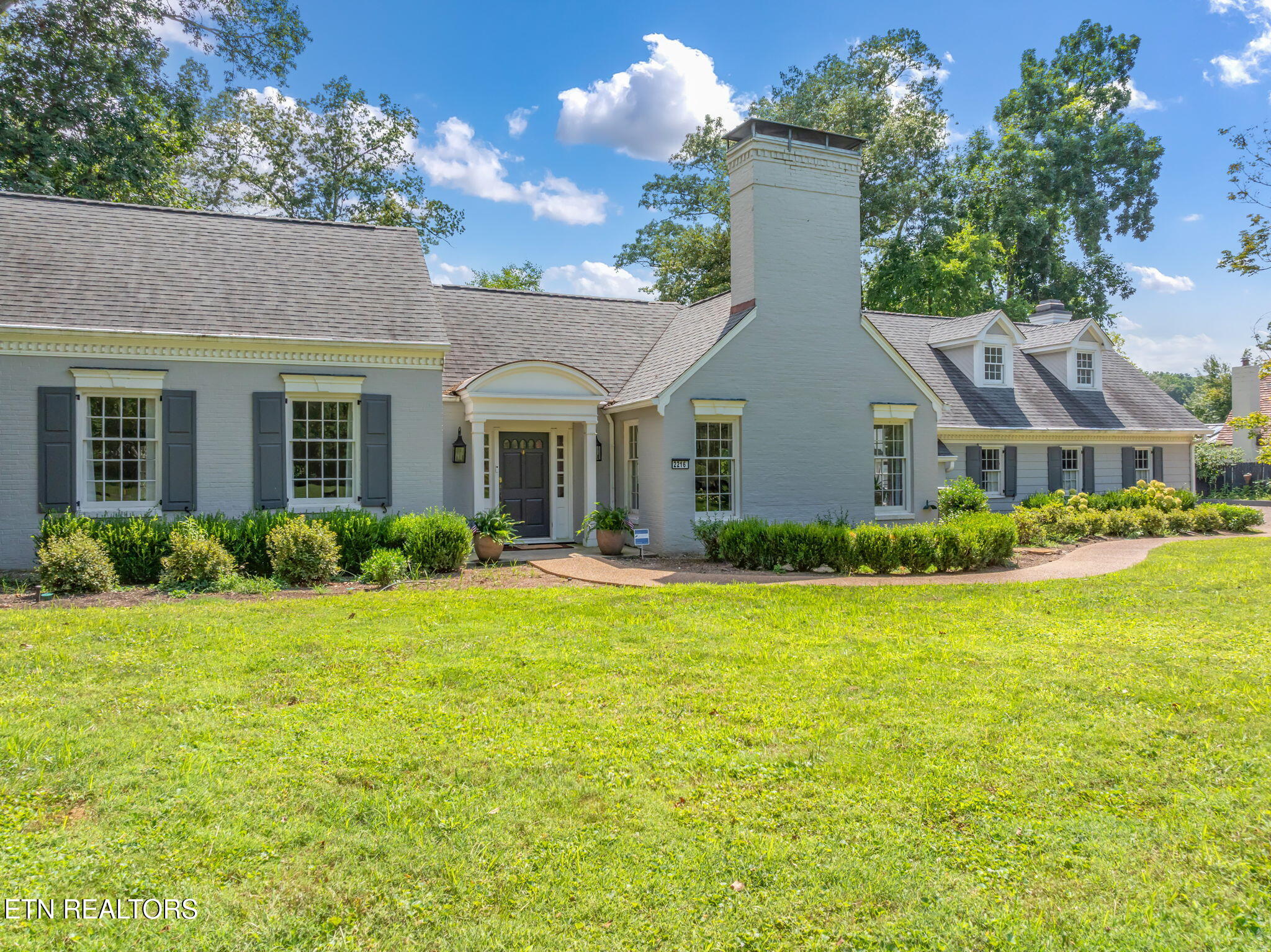 2216 Cherokee Boulevard Knoxville TN 37919