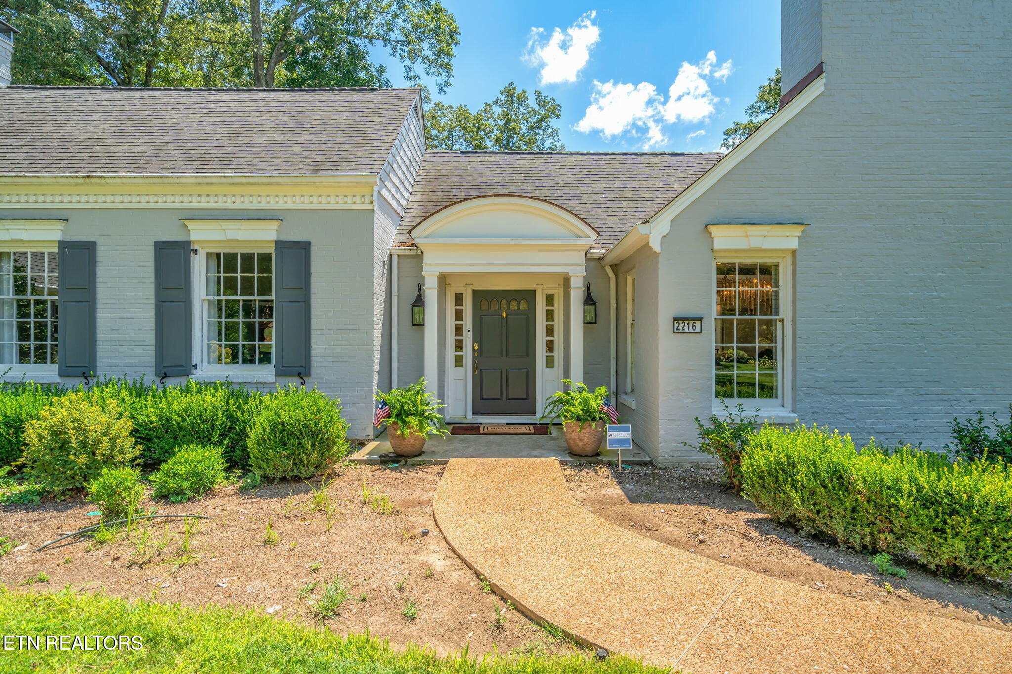 2216 Cherokee Boulevard Knoxville TN 37919