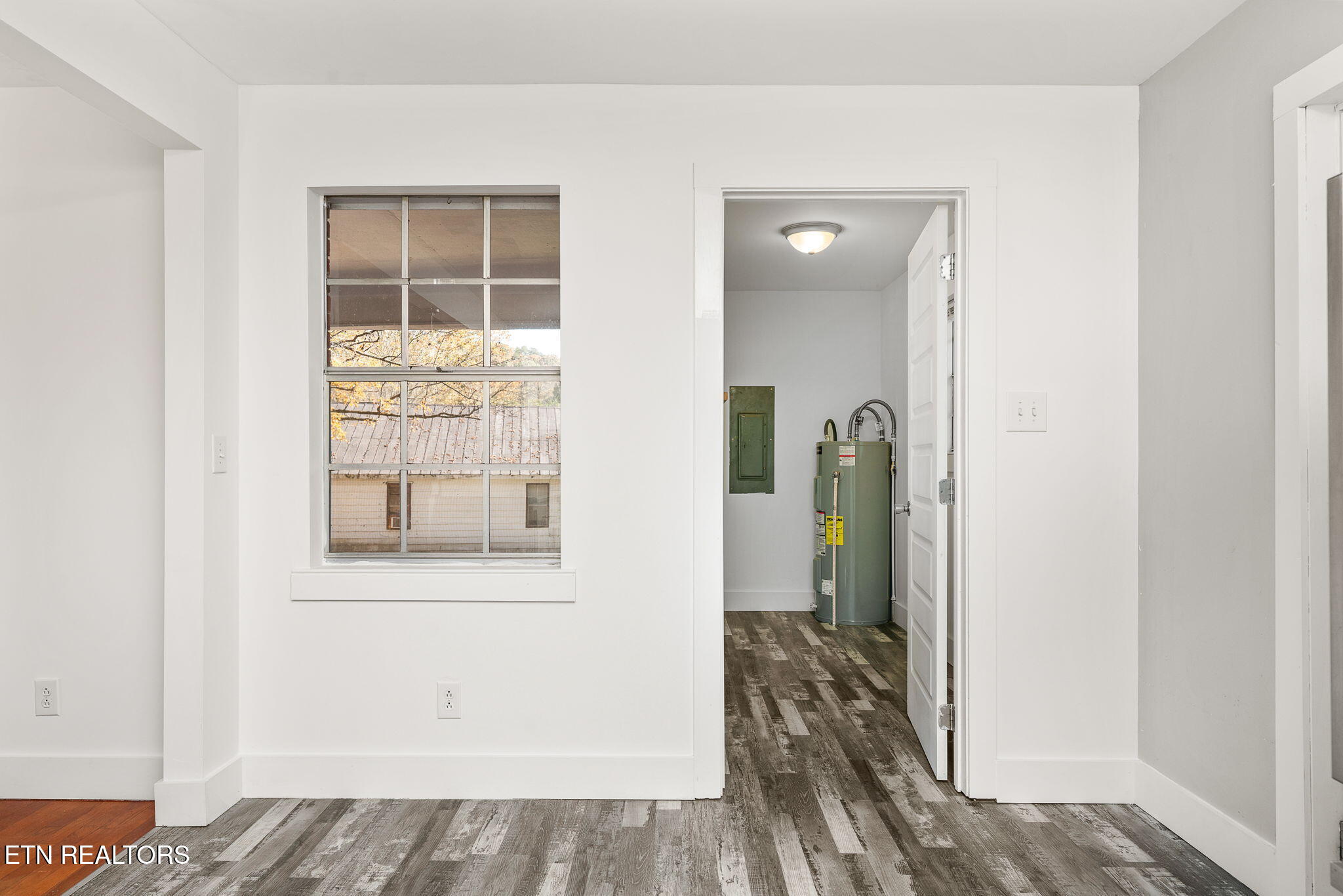 287 Watson Avenue Spring City TN 37381