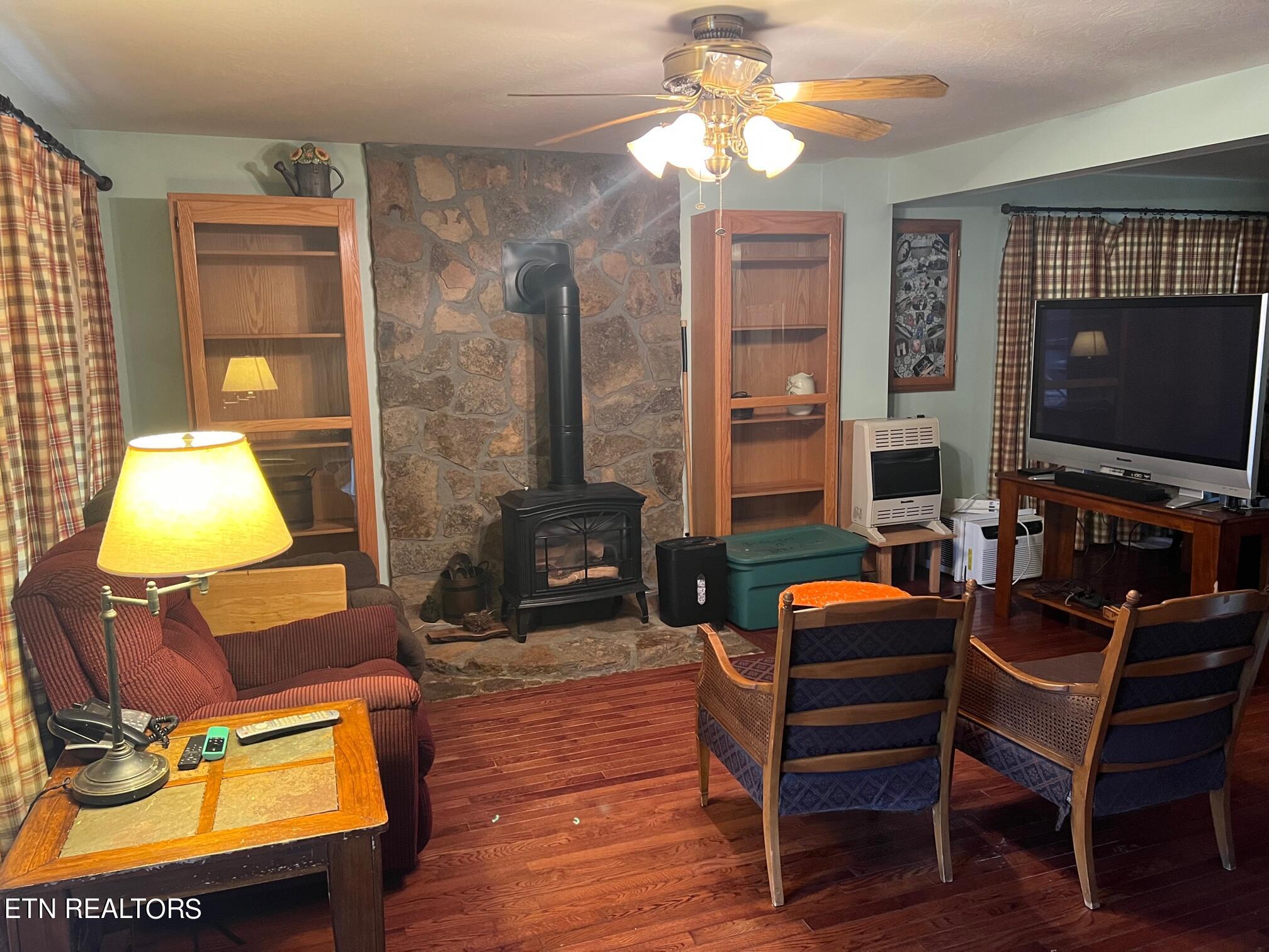 265 Maggie Valley Drive Drive Jamestown TN 38556