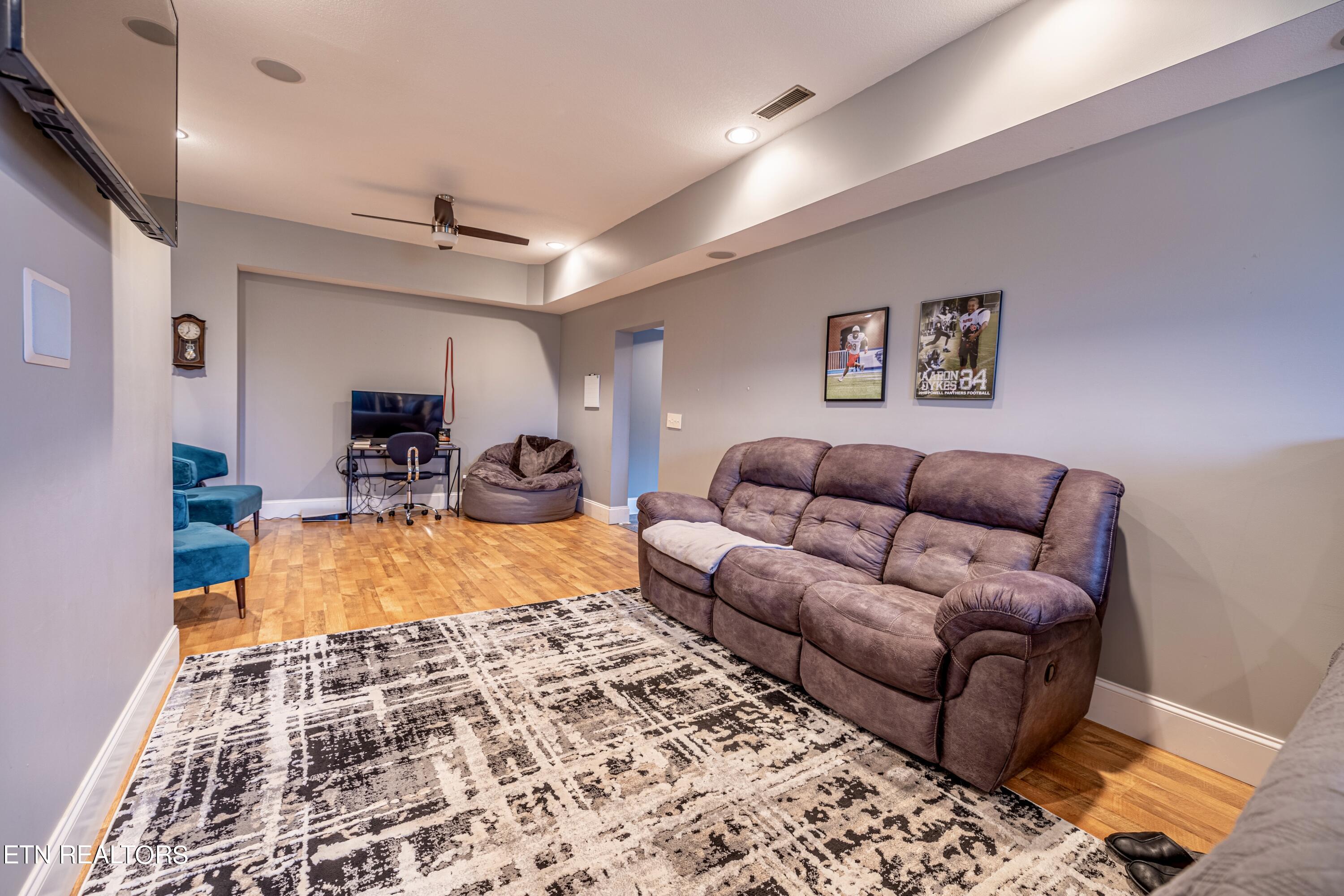 2021 Cascade Falls Lane Knoxville TN 37931