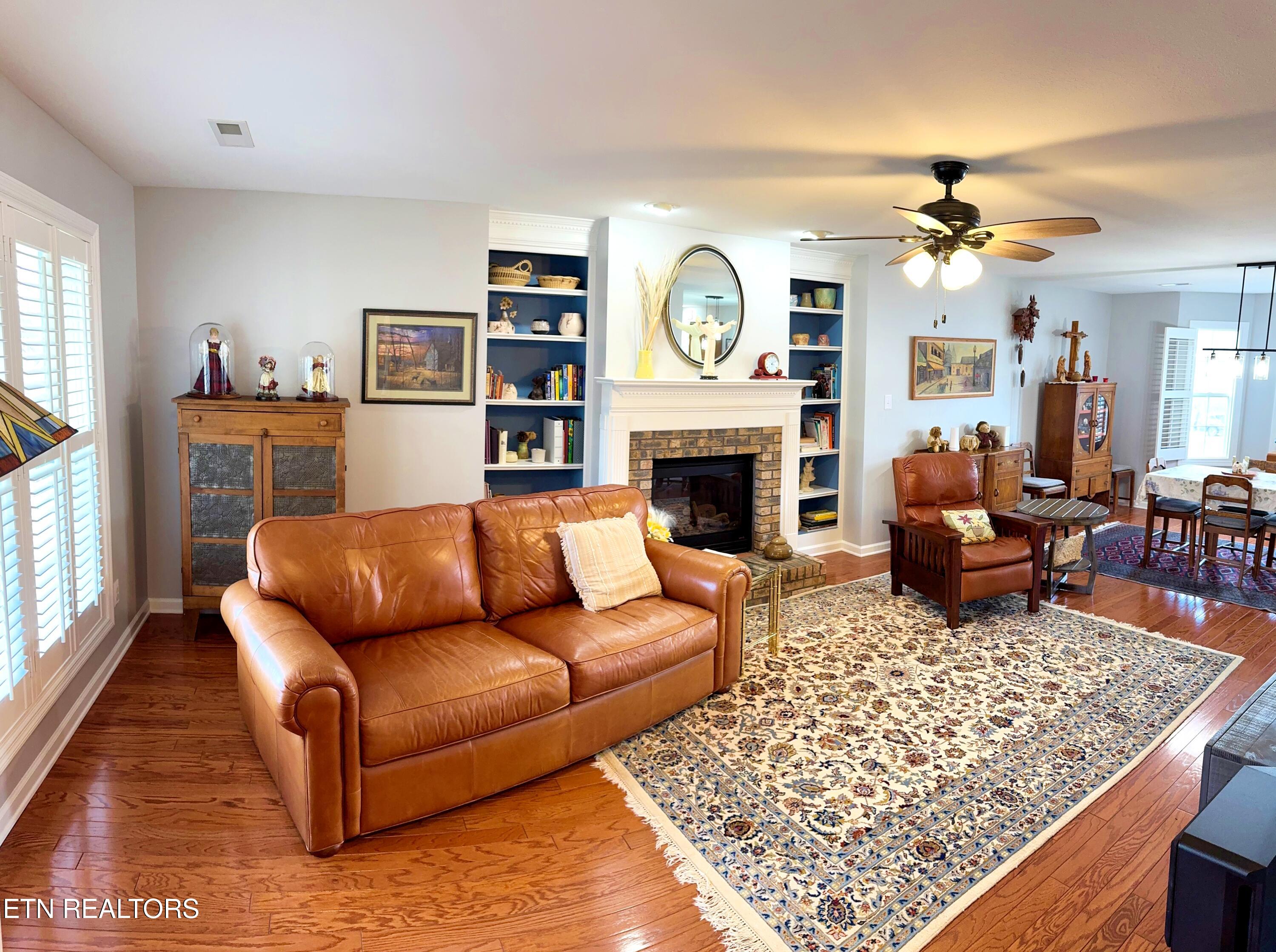 2327 Autumn Knoll Drive Knoxville TN 37920