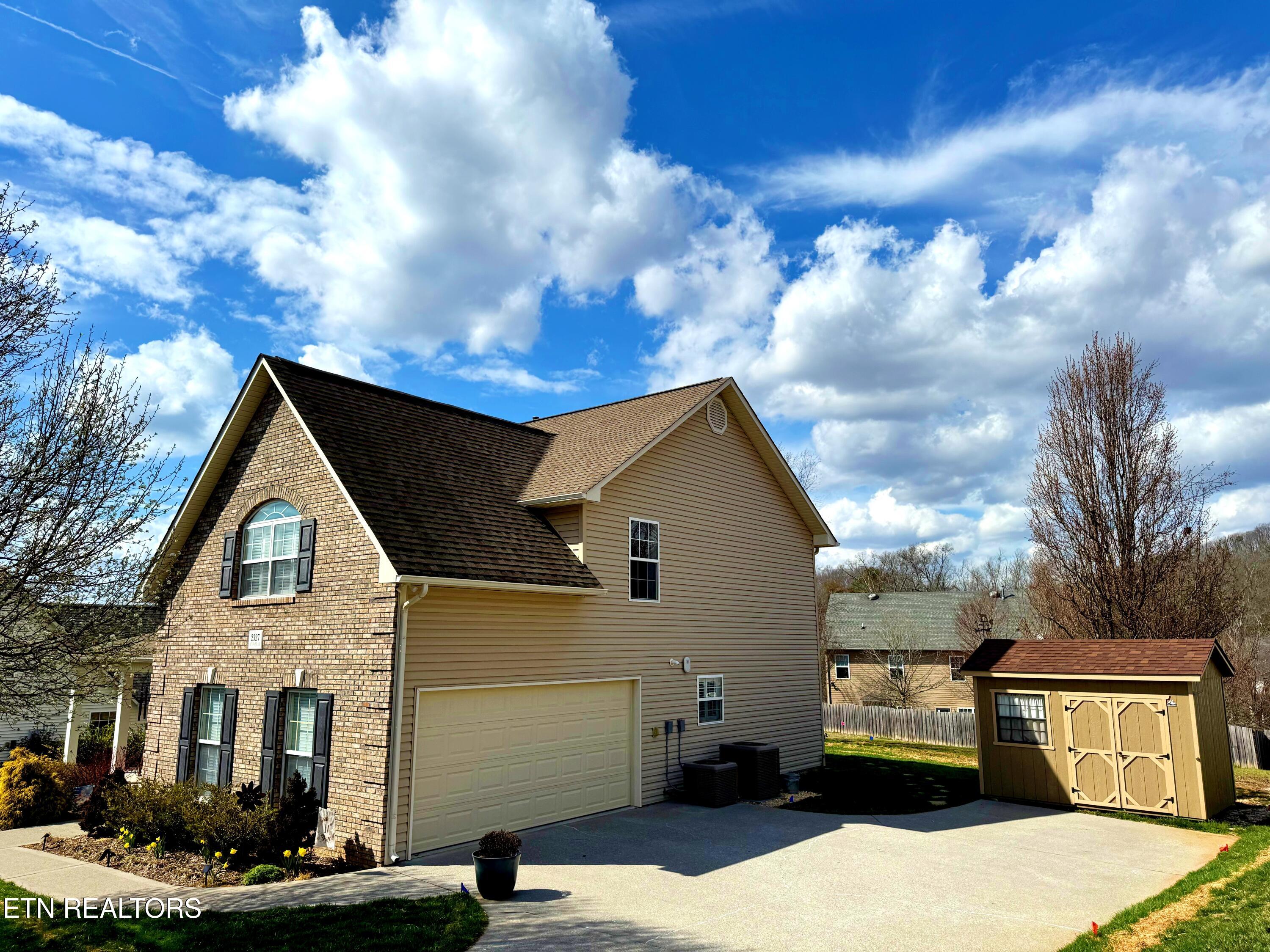 2327 Autumn Knoll Drive Knoxville TN 37920