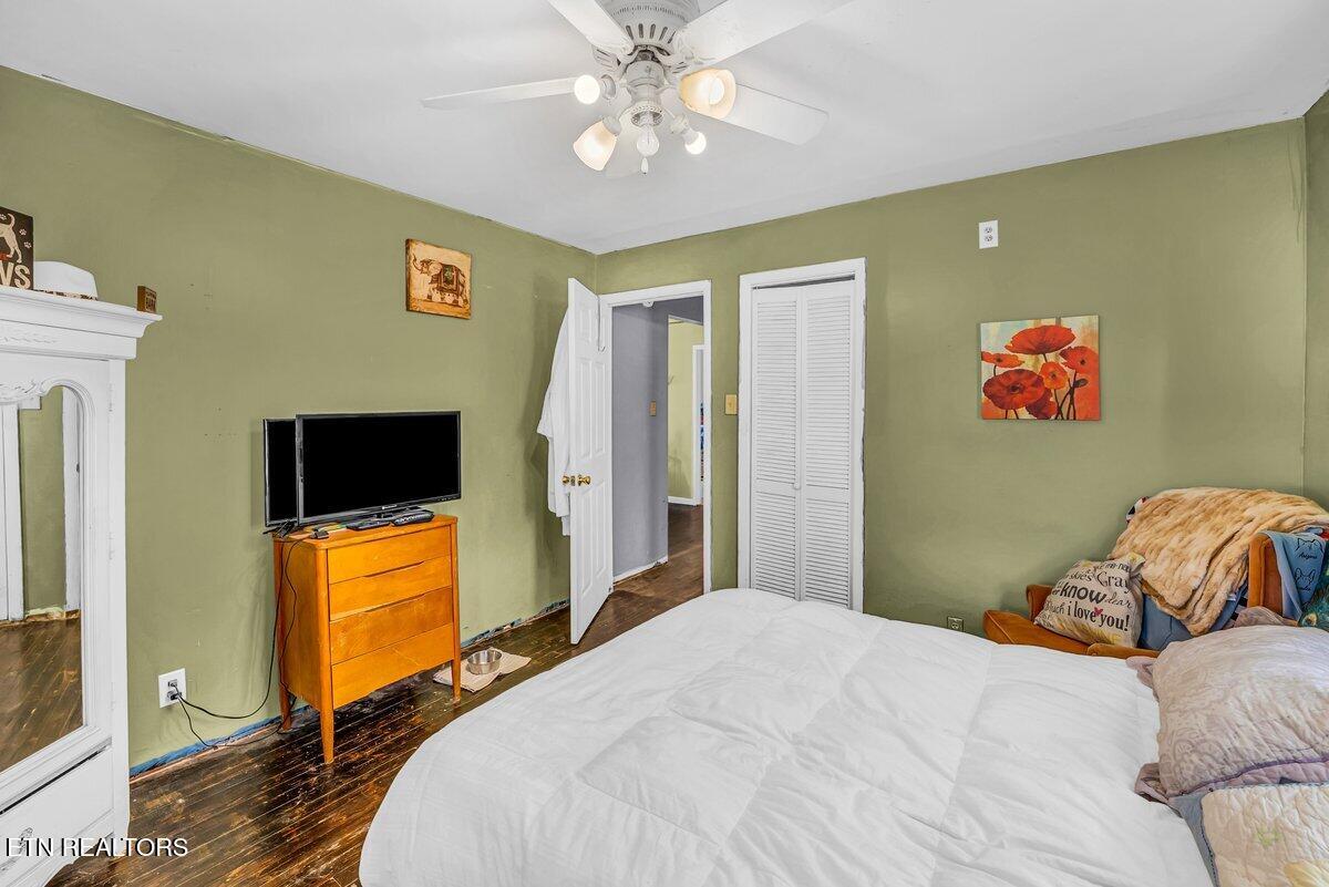 208 & 212 N Chamberlain Avenue Rockwood TN 37854