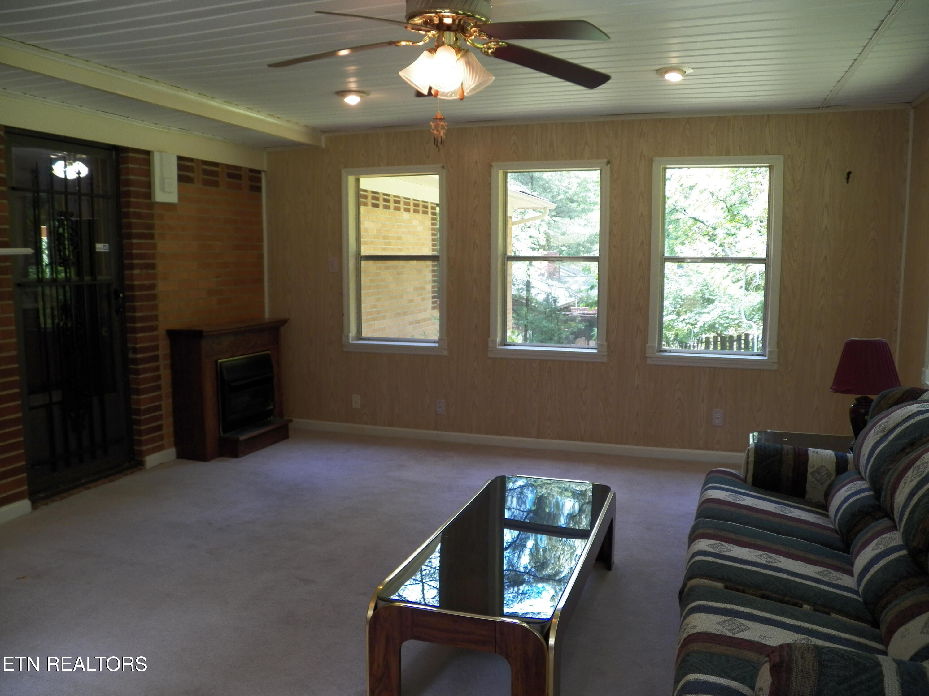 1634 Snodderly Road Lenoir City TN 37771