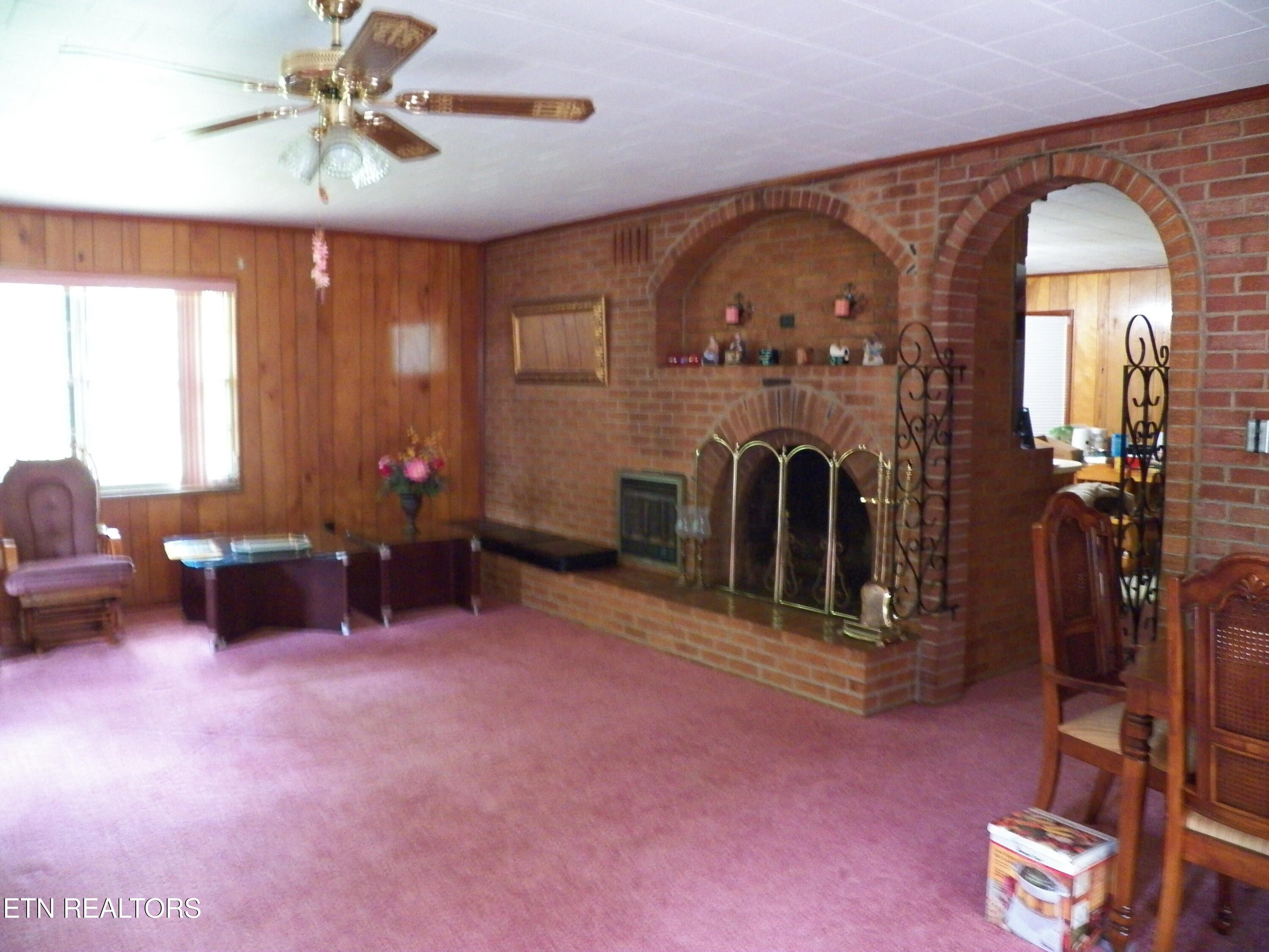 1634 Snodderly Road Lenoir City TN 37771