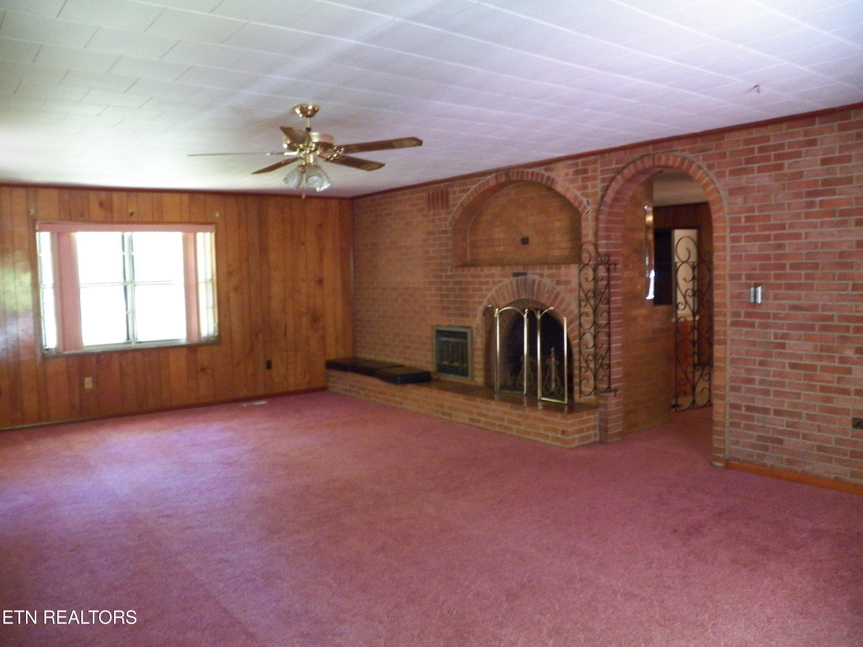 1634 Snodderly Road Lenoir City TN 37771