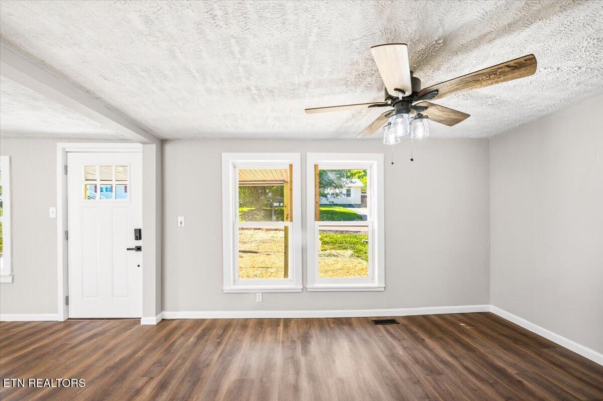 404 Sharp Lane Knoxville TN 37912