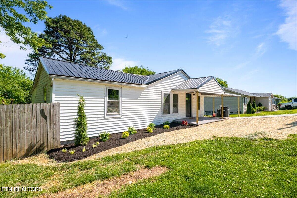 404 Sharp Lane Knoxville TN 37912