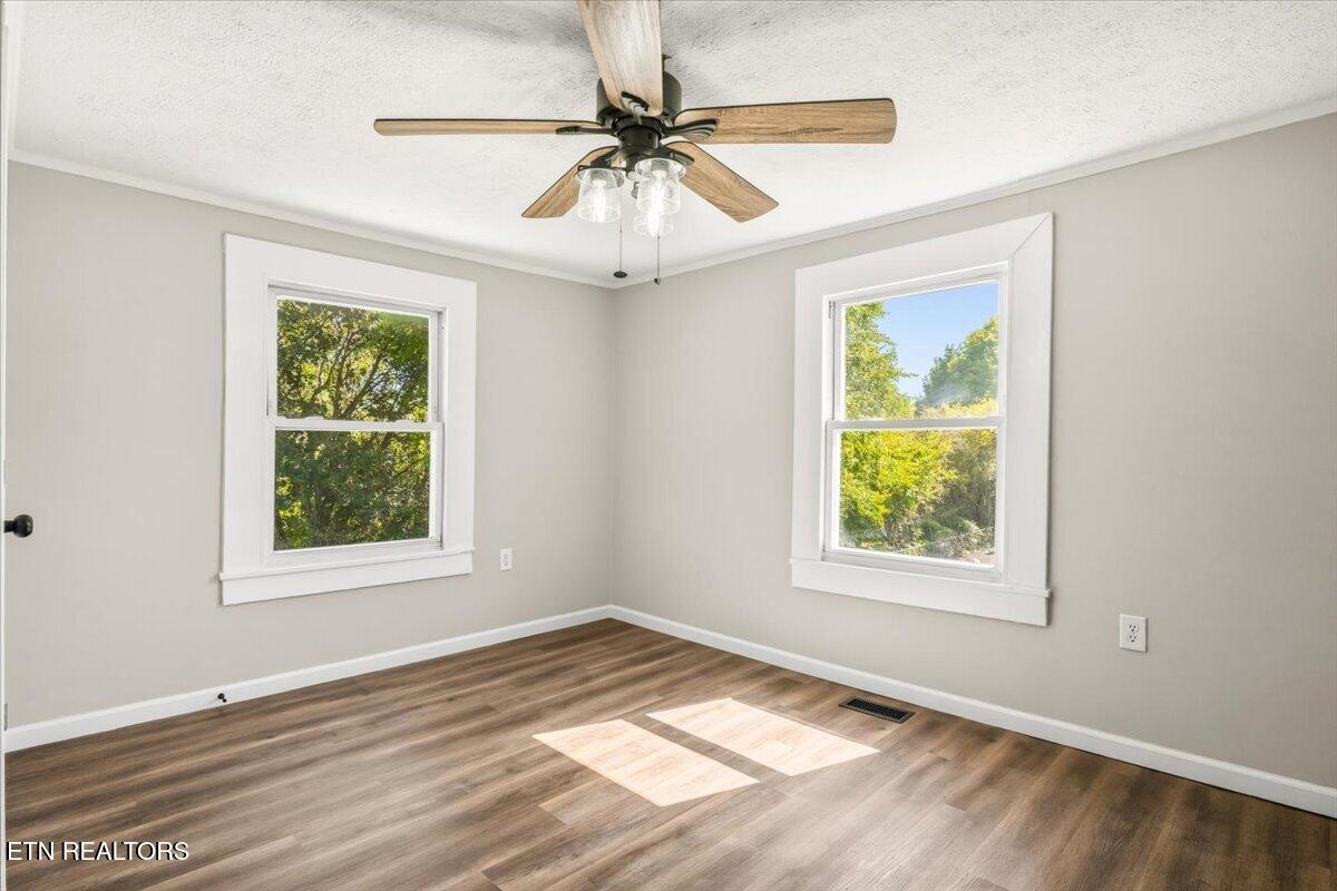 404 Sharp Lane Knoxville TN 37912