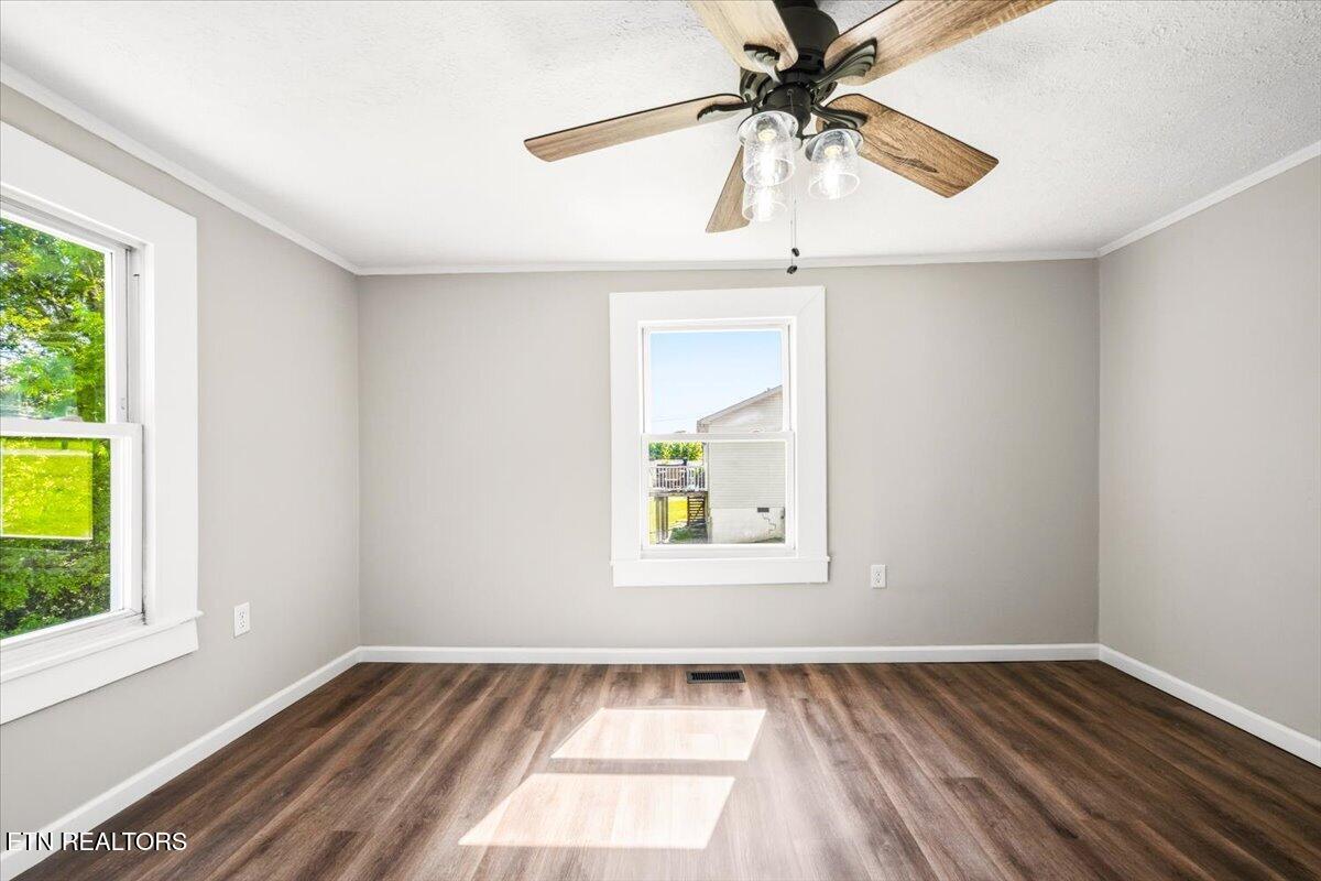 404 Sharp Lane Knoxville TN 37912