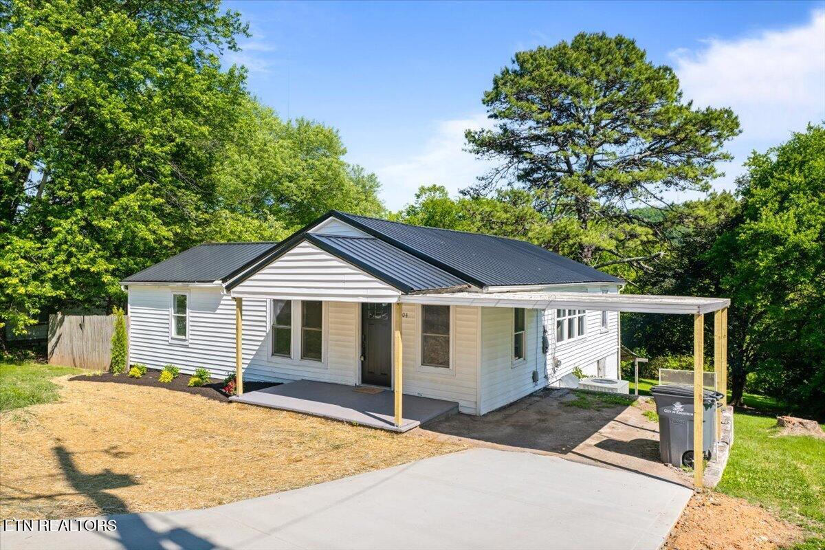 404 Sharp Lane Knoxville TN 37912