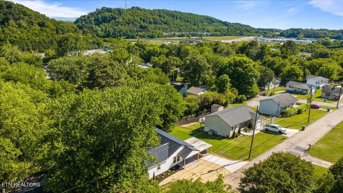 404 Sharp Lane Knoxville TN 37912