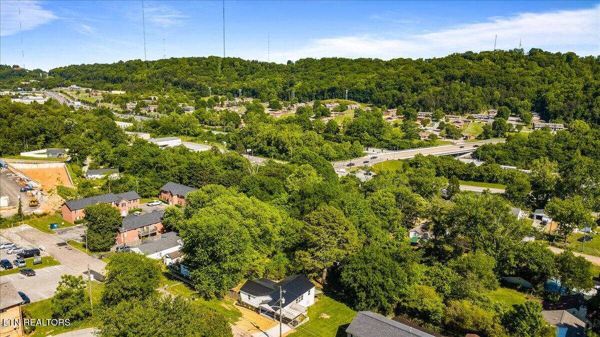 404 Sharp Lane Knoxville TN 37912