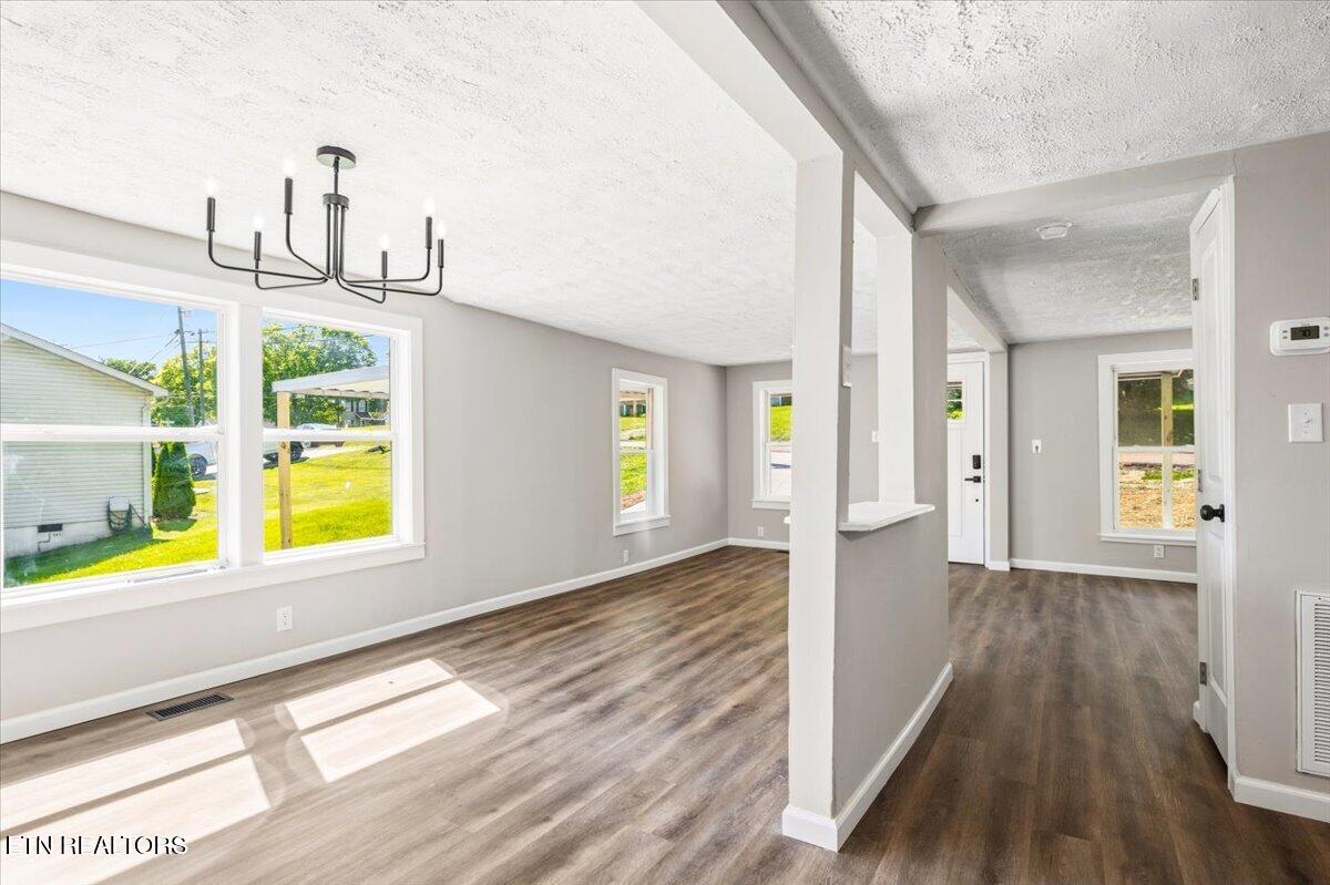 404 Sharp Lane Knoxville TN 37912