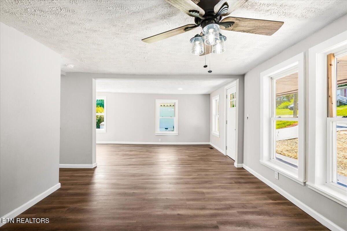 404 Sharp Lane Knoxville TN 37912